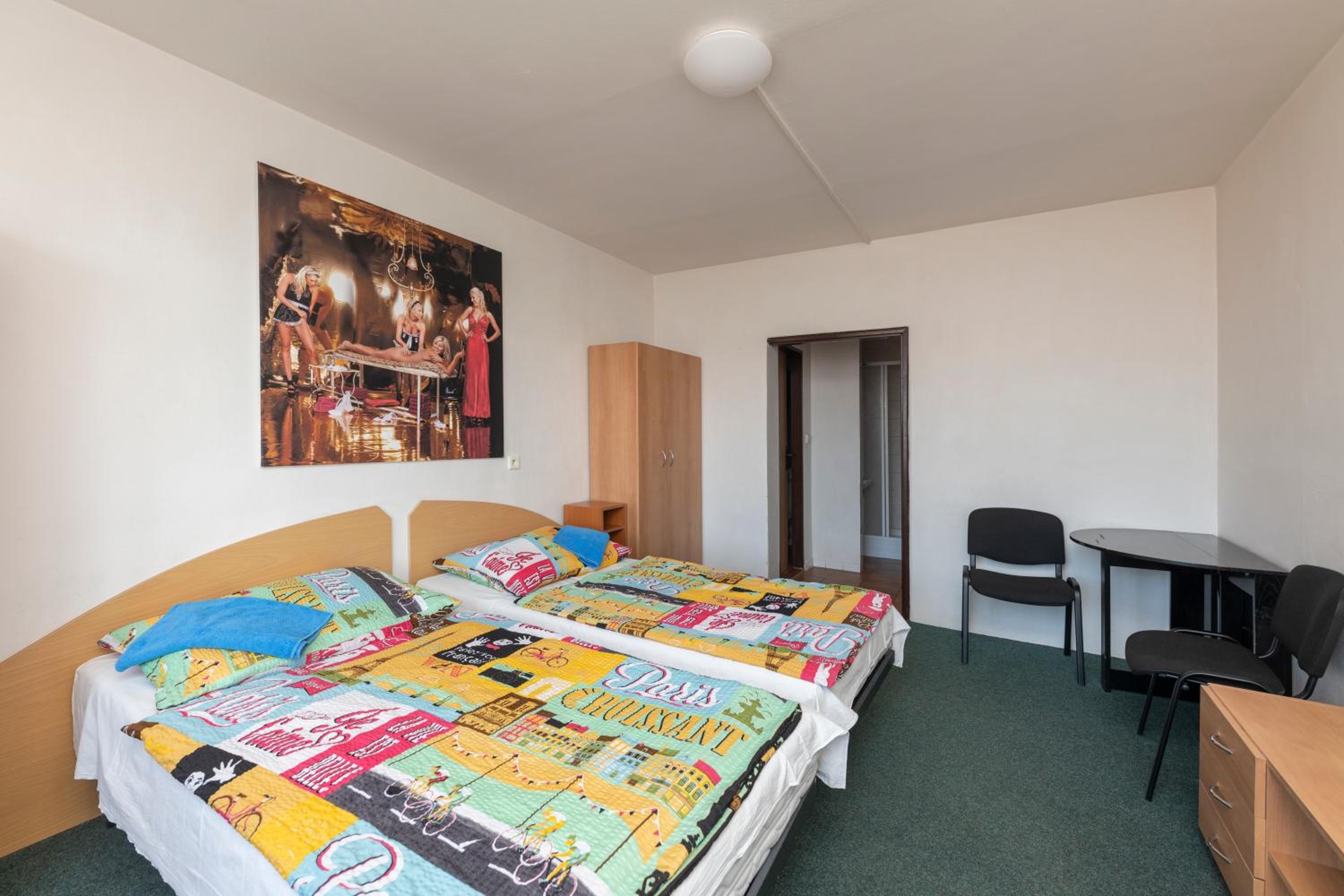 Single Room photo 2