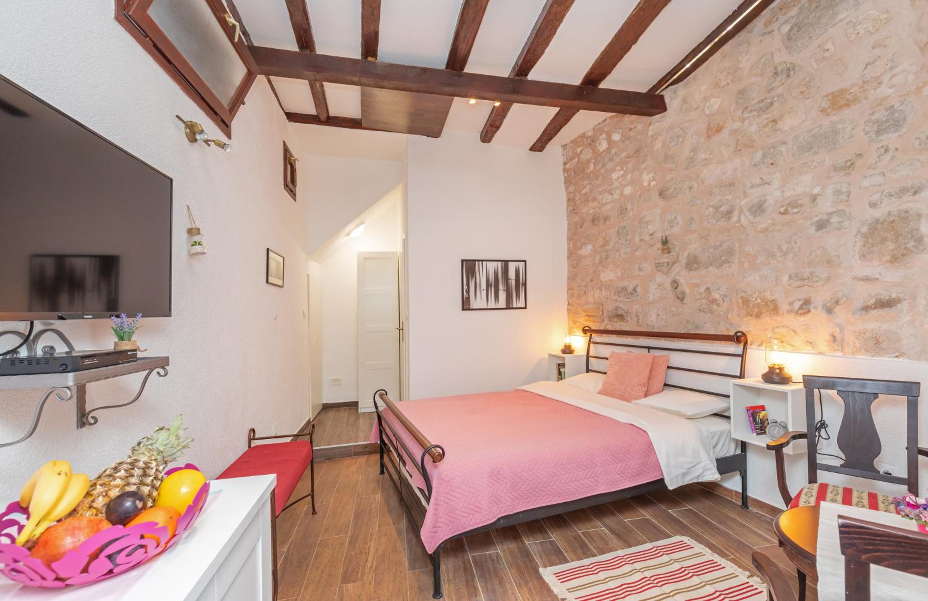 Double Room 1 with Shared Terrace