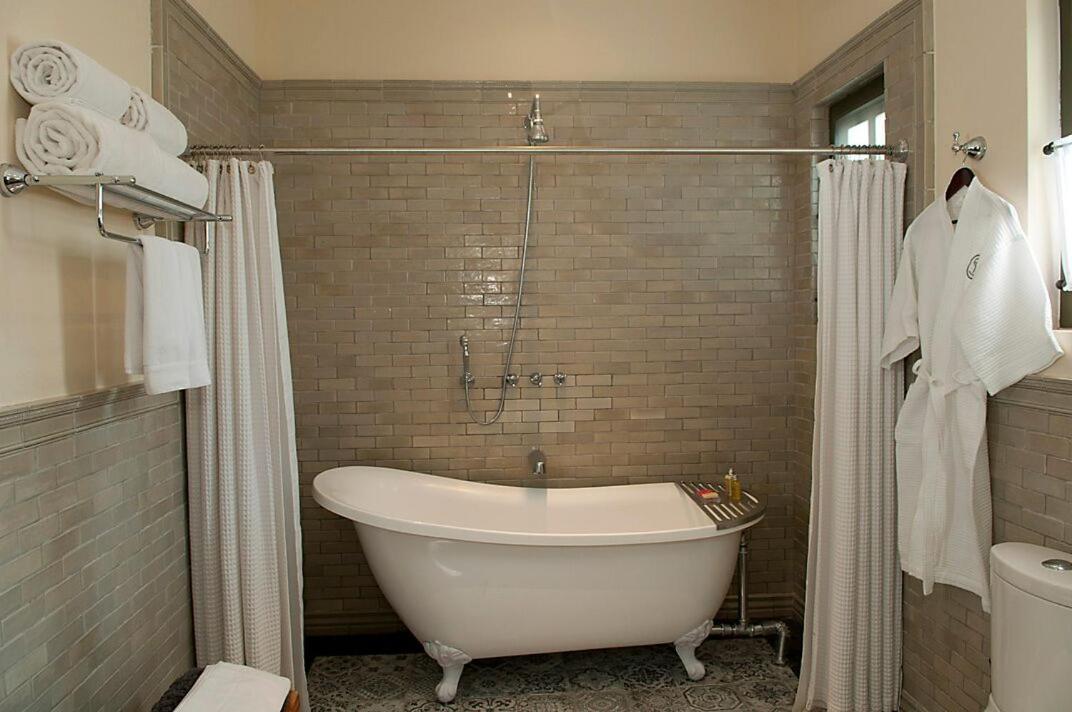 Two-Bedroom Suite photo 3