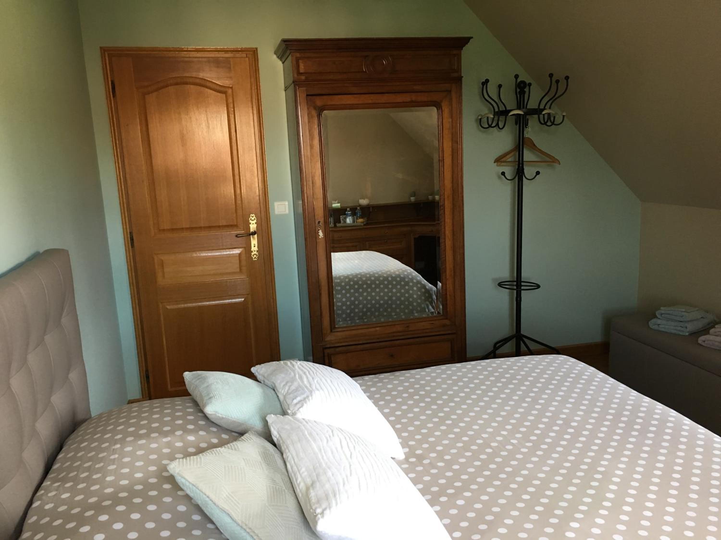Double Room with Private External Bathroom photo 3