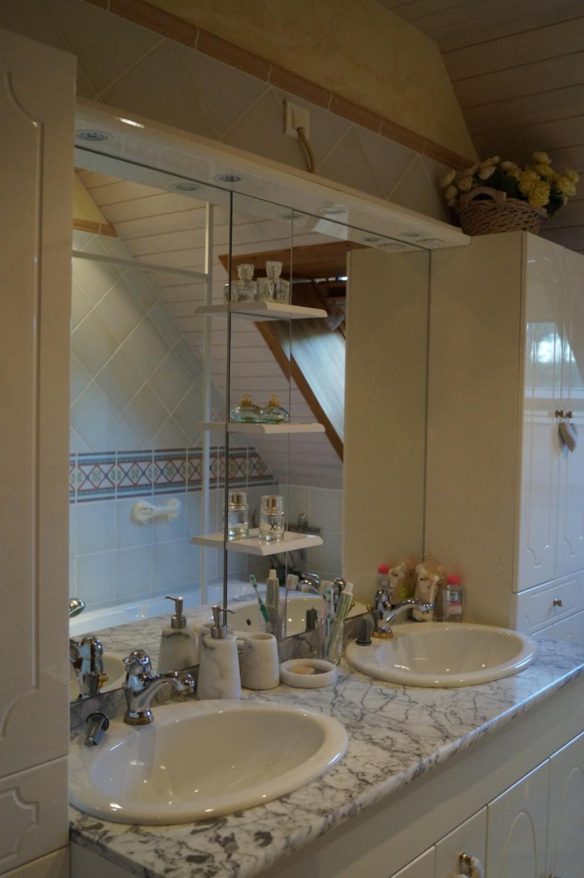 Double Room with Private External Bathroom photo 1