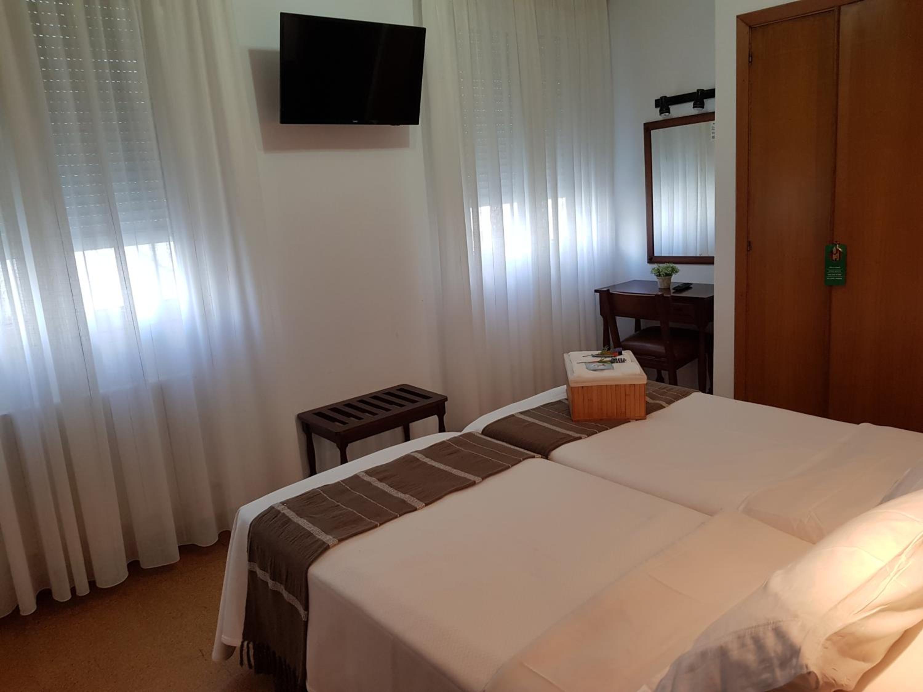 Habitación Estándar con Dos Camas Individuales