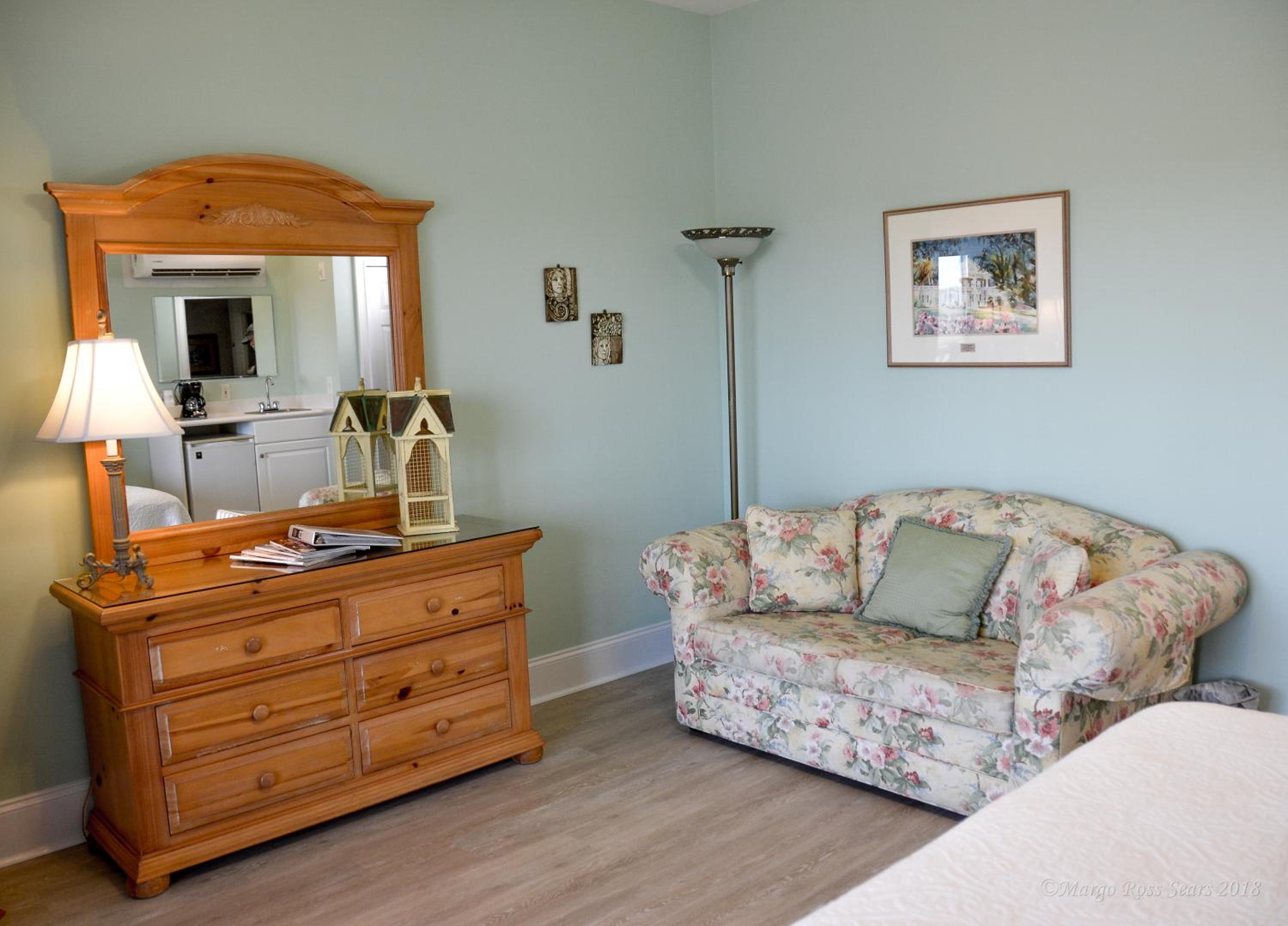 King Room with Balcony photo 3