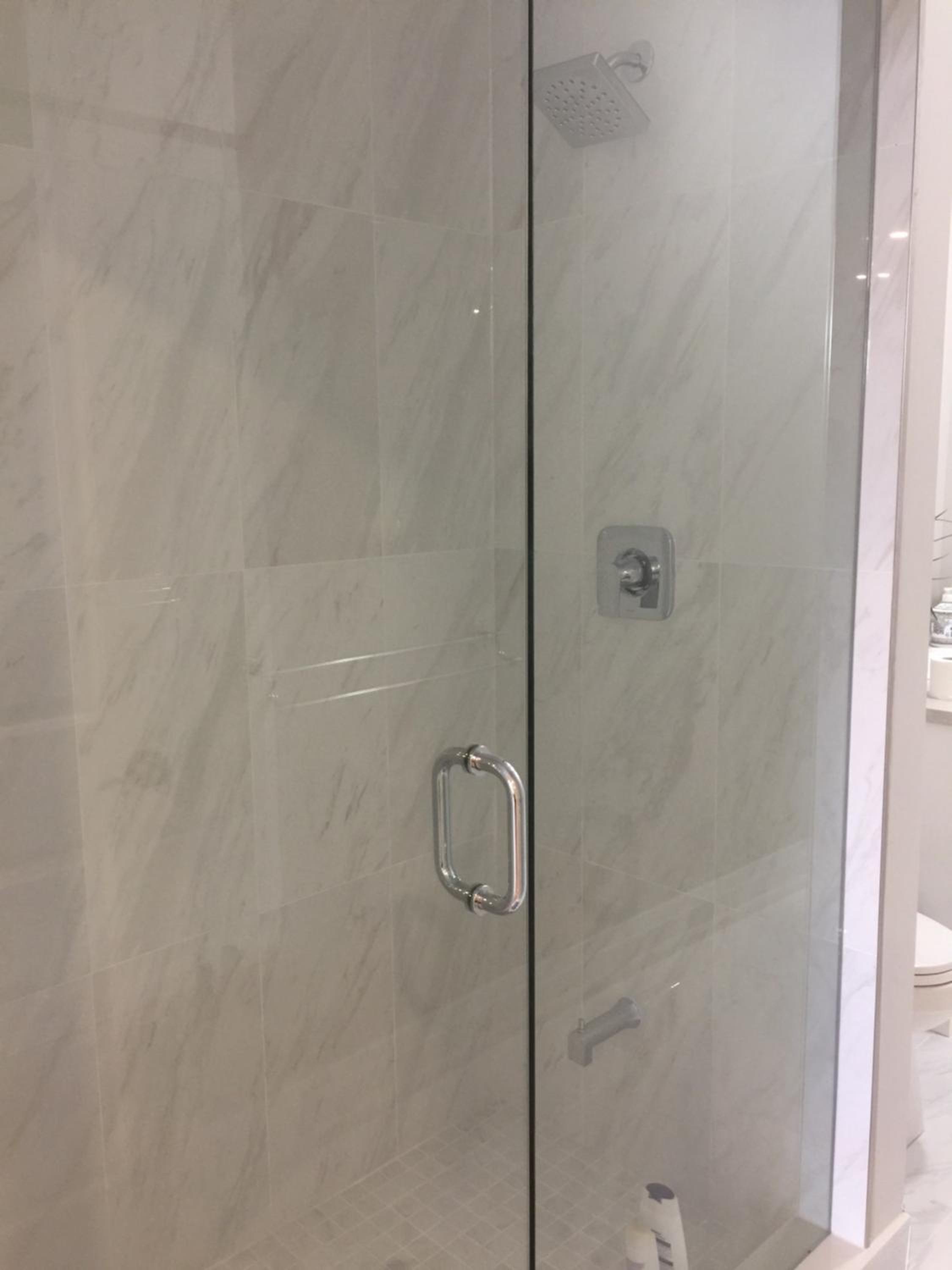 Double Room with Shared Bathroom photo 3