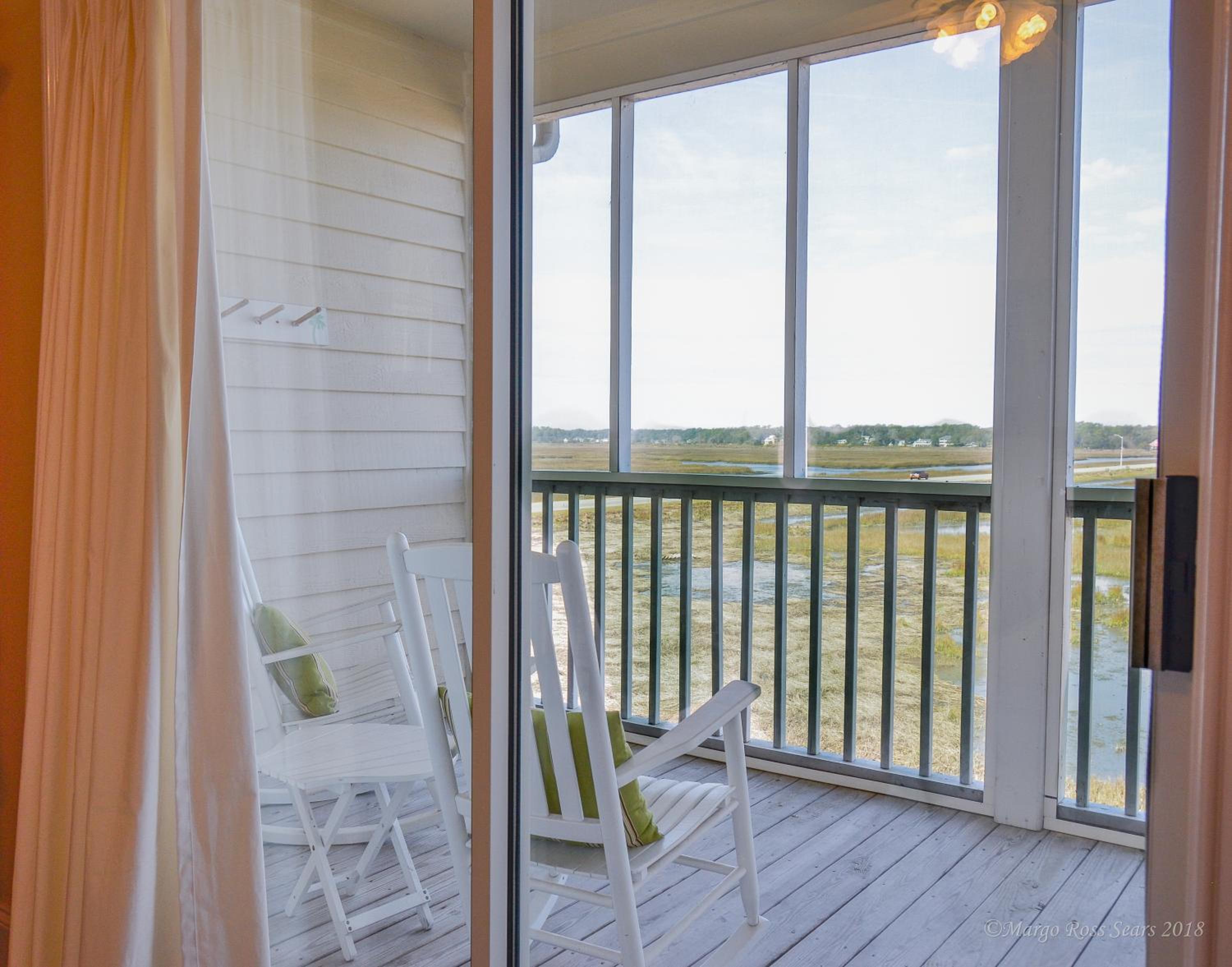 King Room with Balcony photo 3