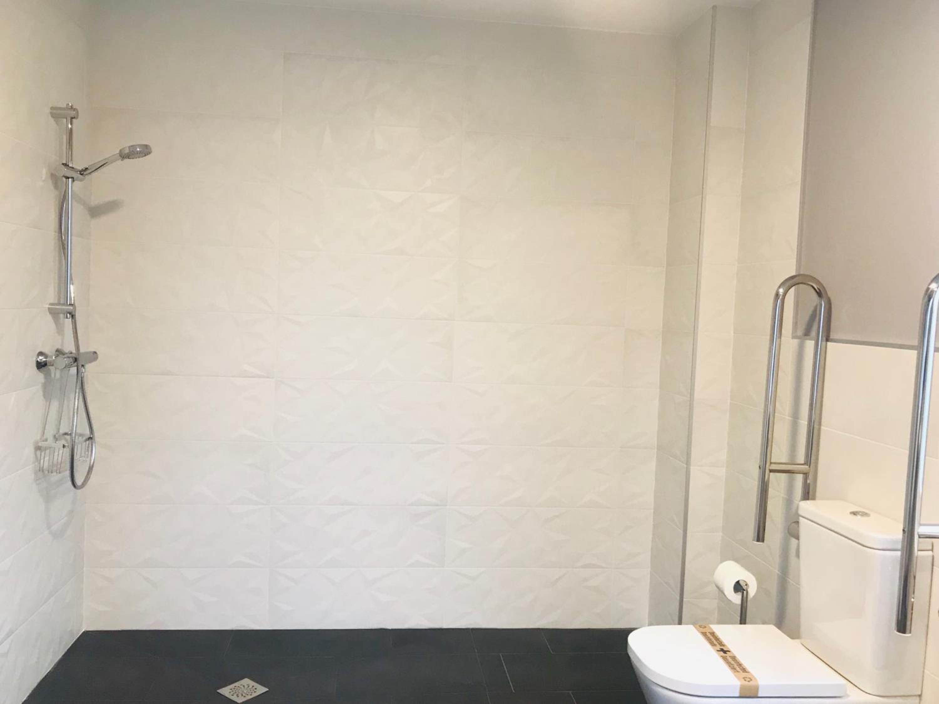Double Room - Disability Access - Photo 3