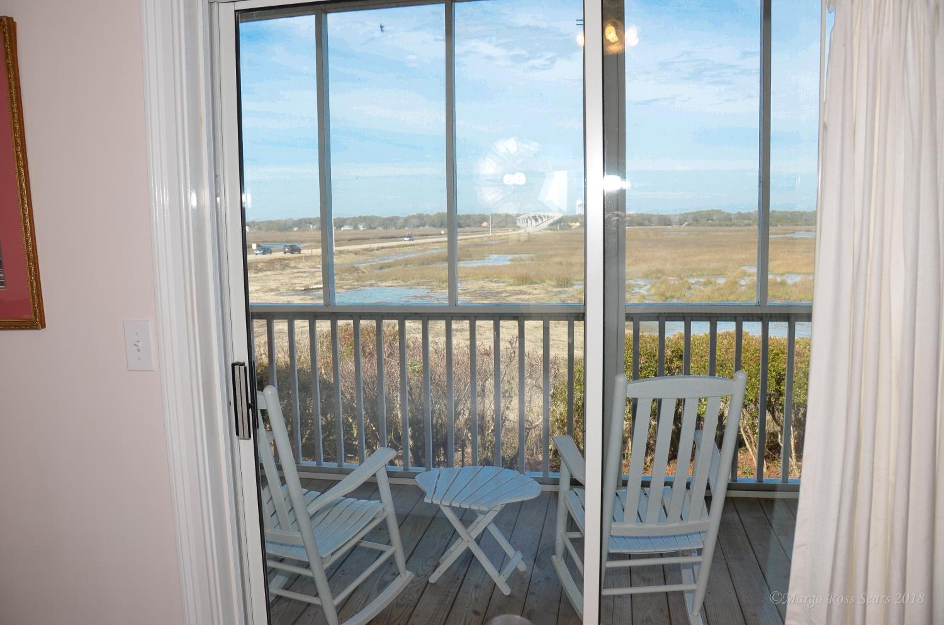 King Room with Balcony photo 3