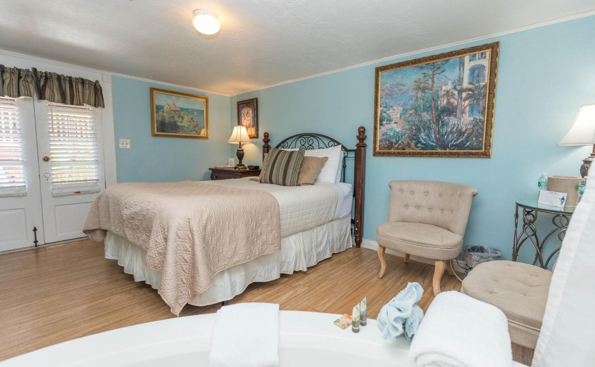 King Room with Balcony - Casa De Solana