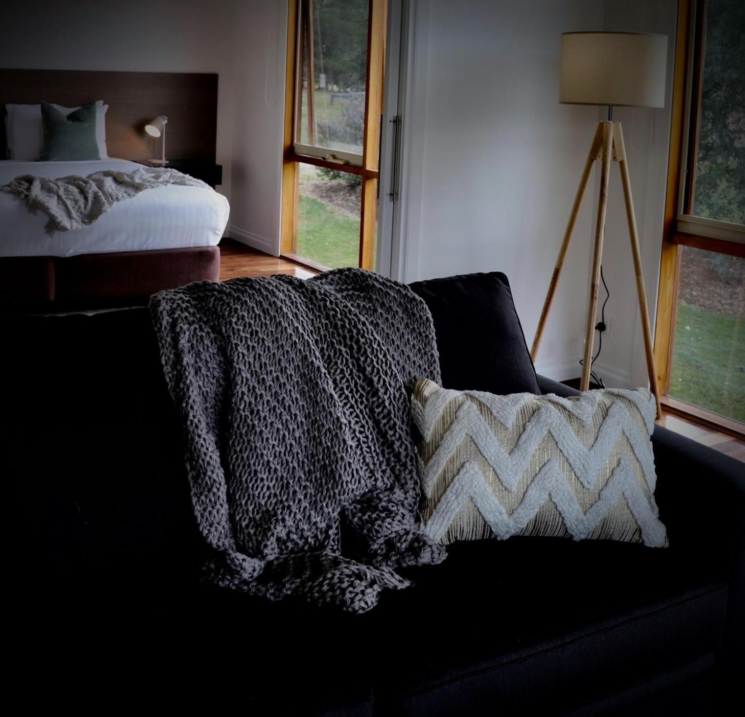 Deluxe Two-Bedroom Cottage - Photo 19