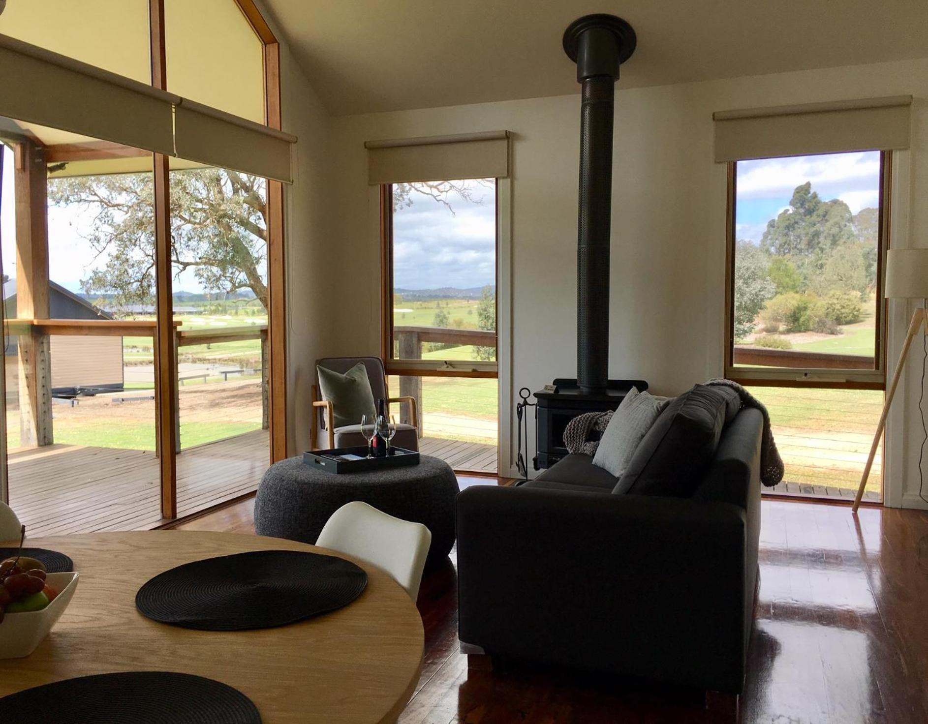 Deluxe Two-Bedroom Cottage - Photo 18