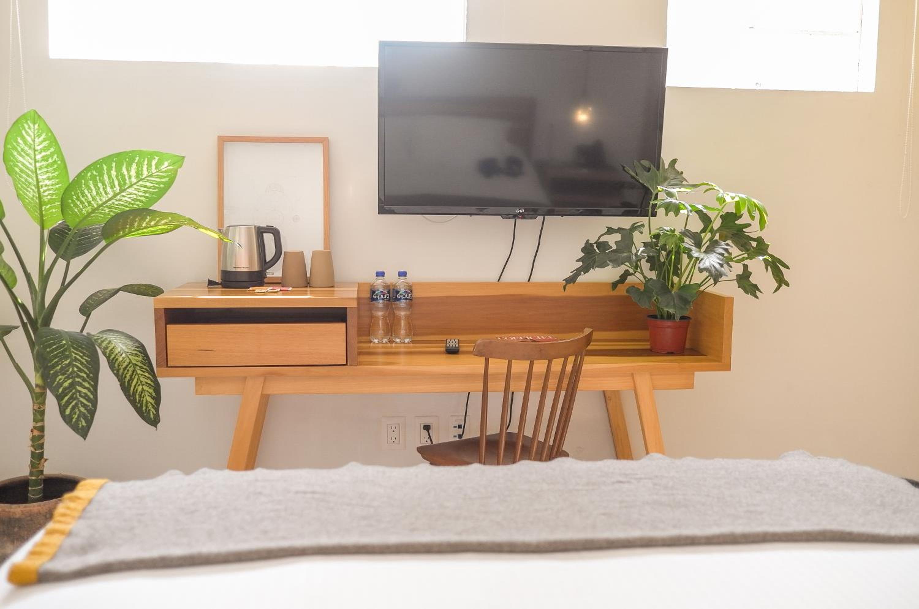 Budget Double Room - Photo 4