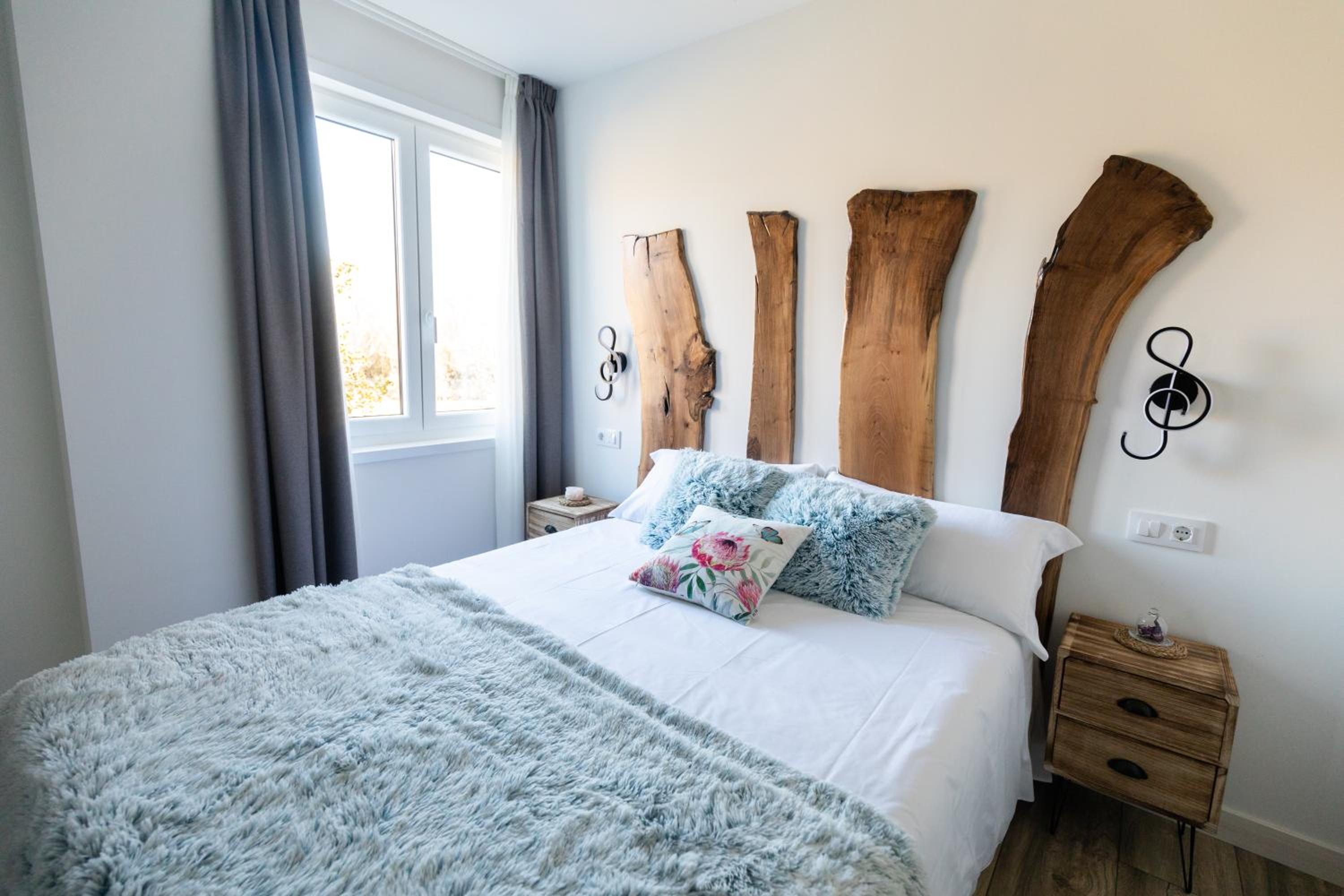 Double Room - Photo 5