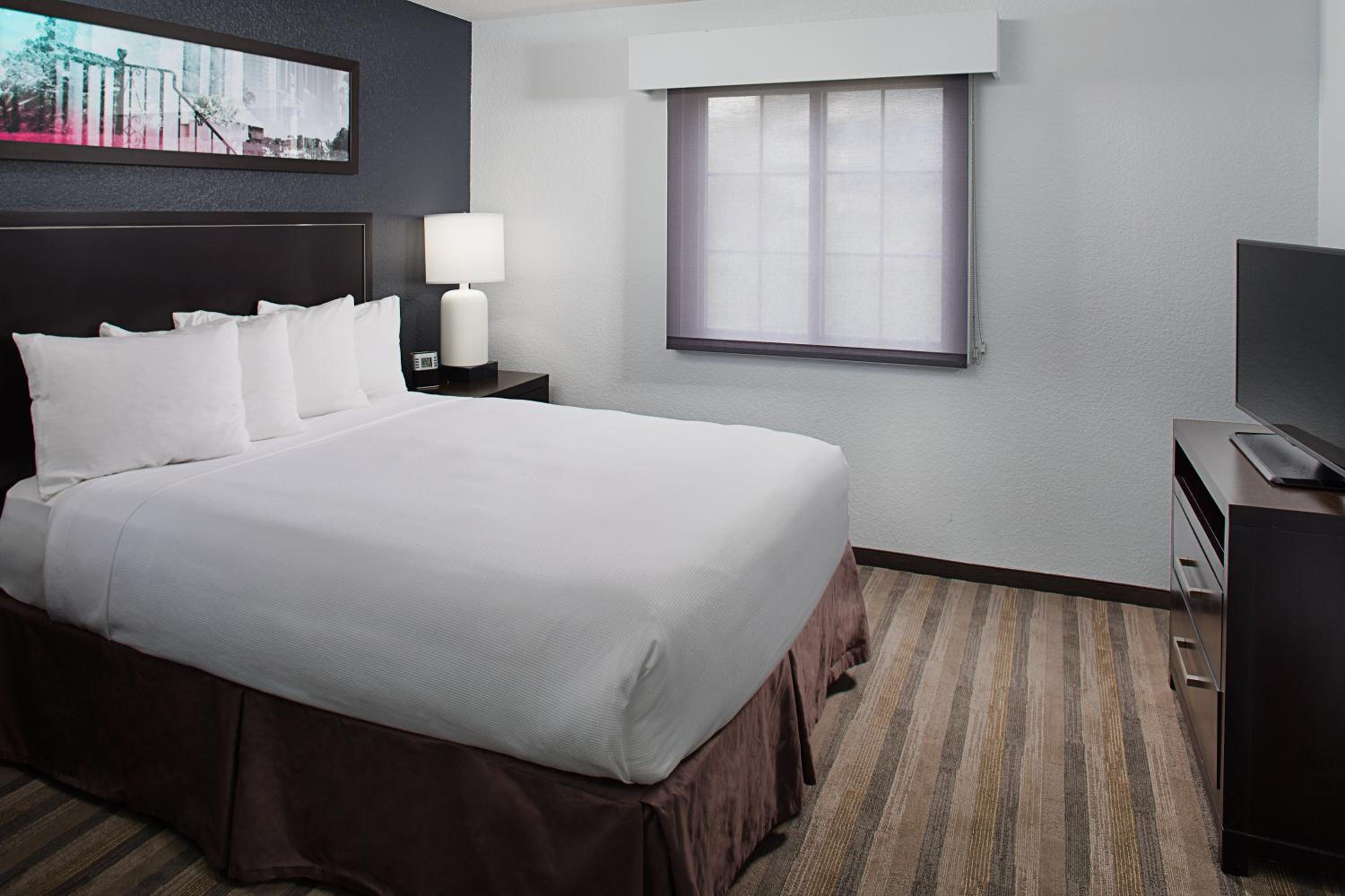 One-Bedroom King Suite - Photo 1