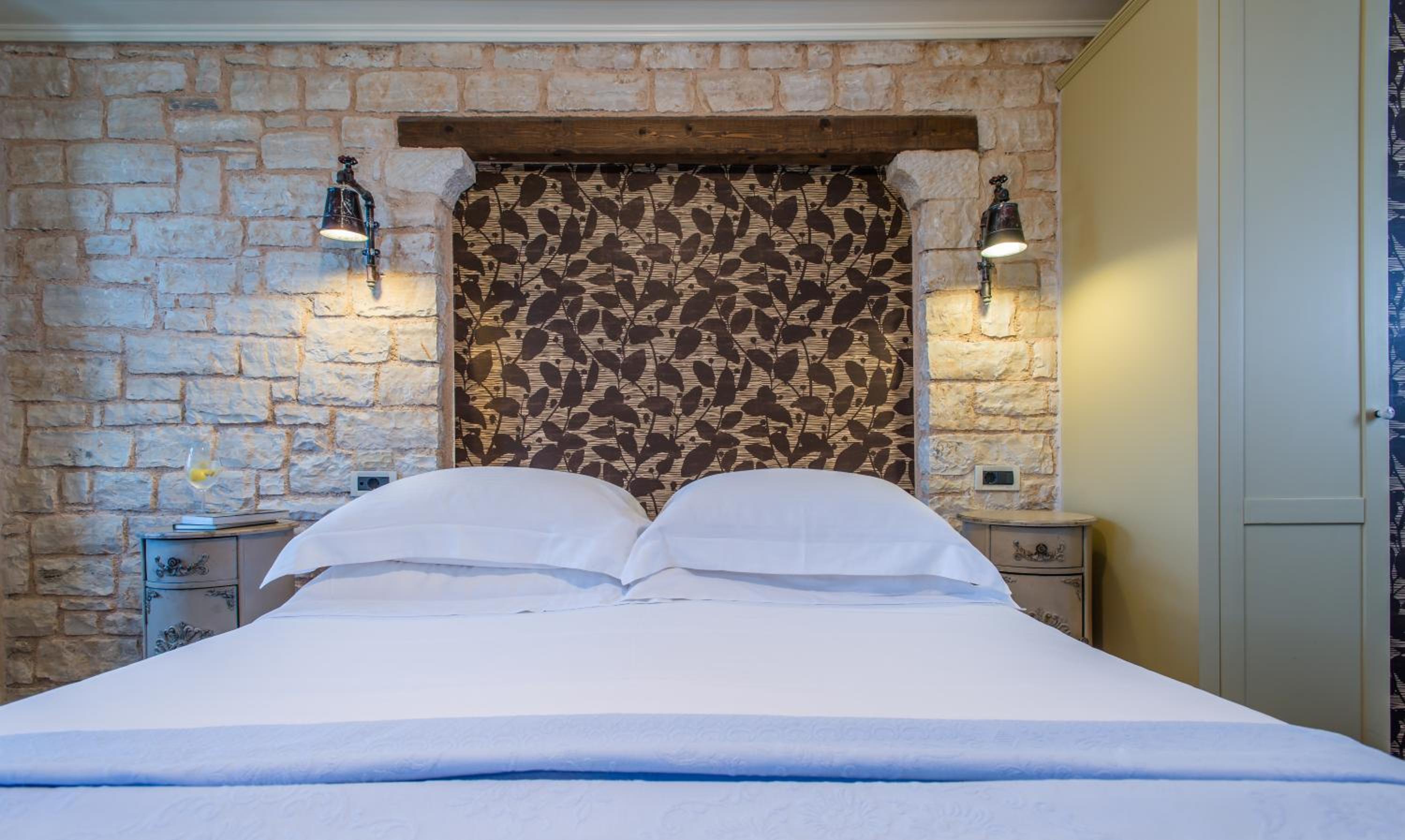 Design Double Room with Mountain View photo 2