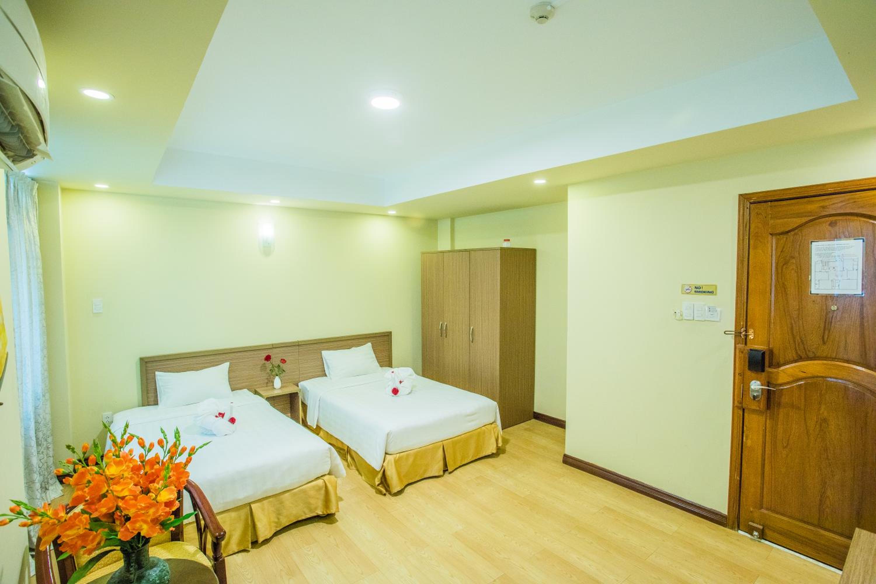 Deluxe Twin Room photo 3