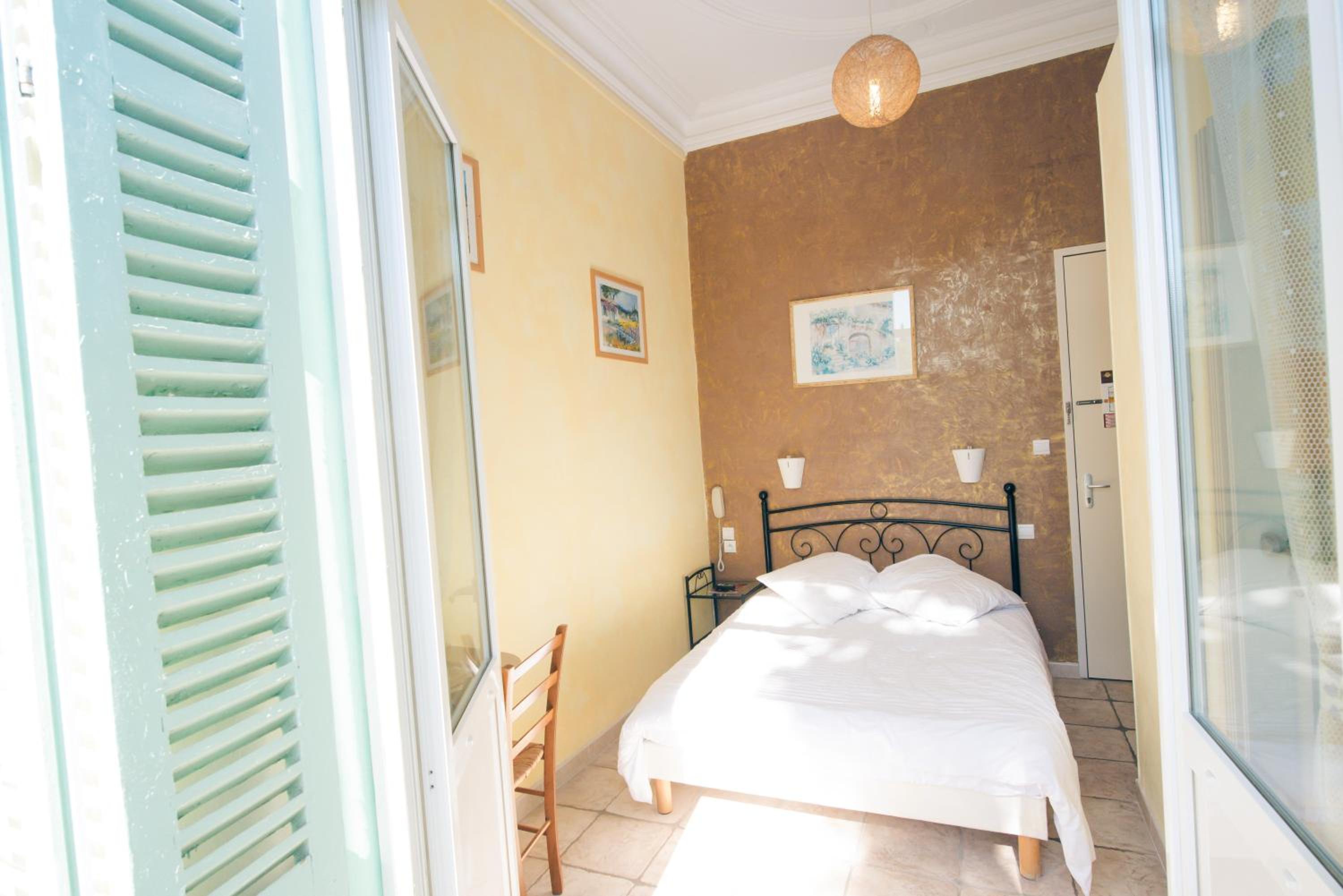 Superior Double Room - Photo 1