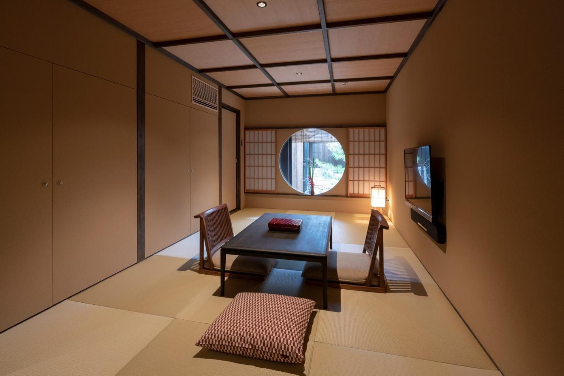 Villa photo 2