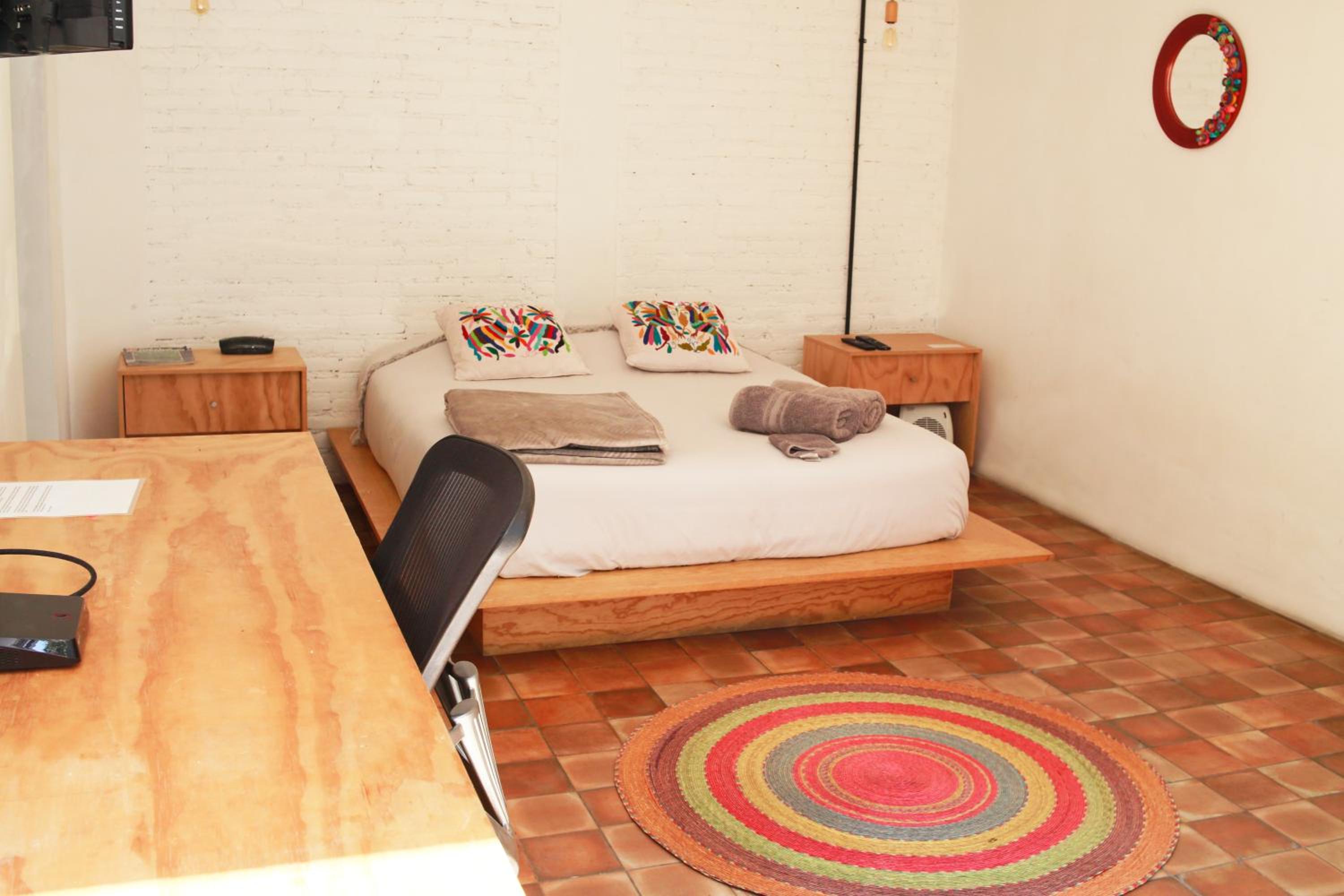 Standard Studio - Photo 27