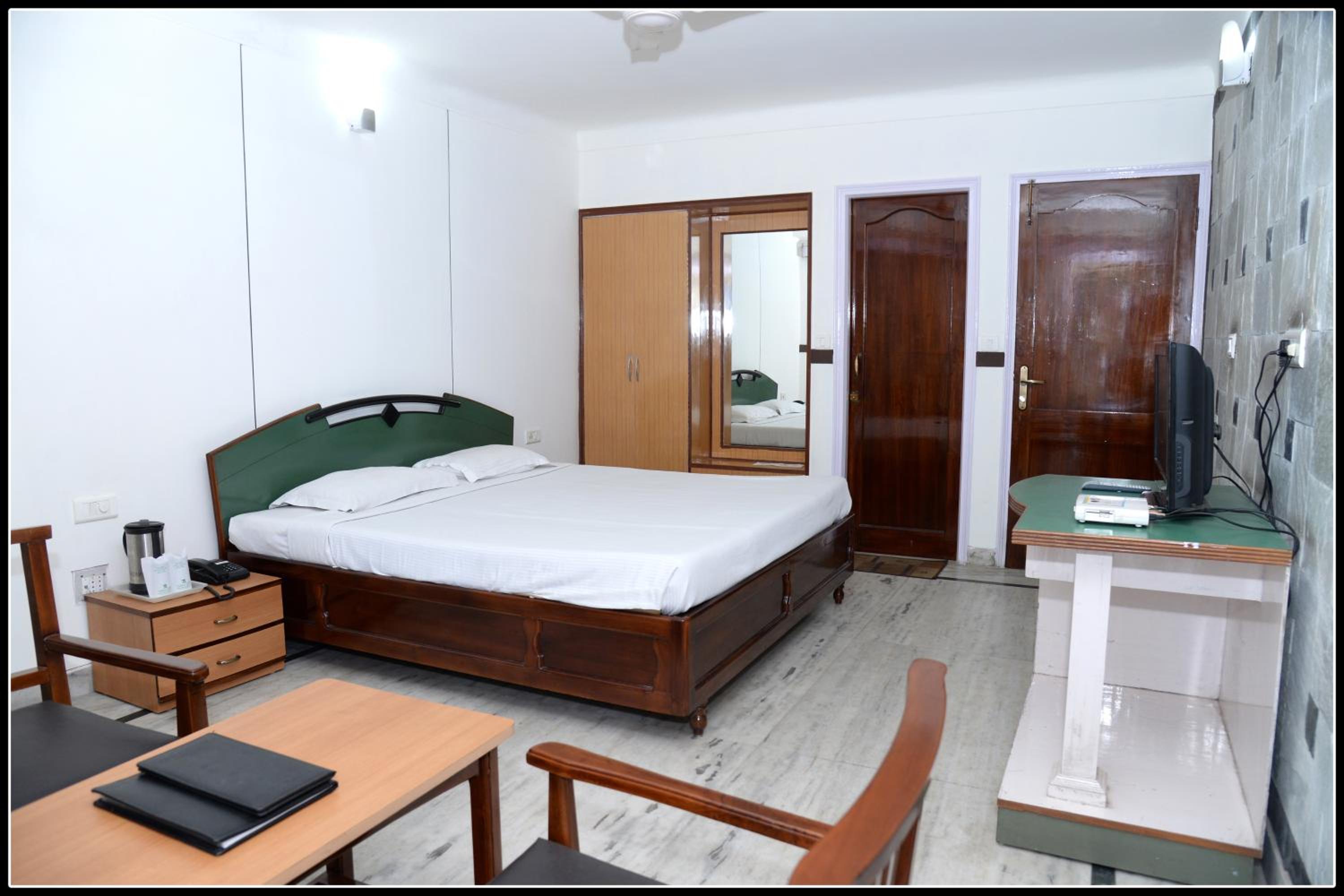 Standard Double Room with Fan photo 2