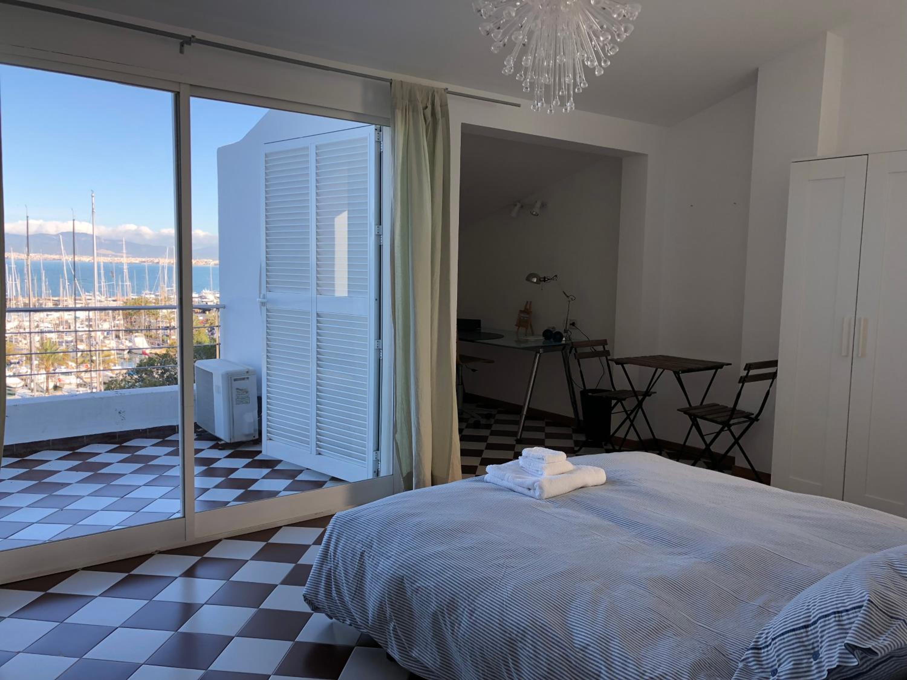 Casa de cuatro habitaciones