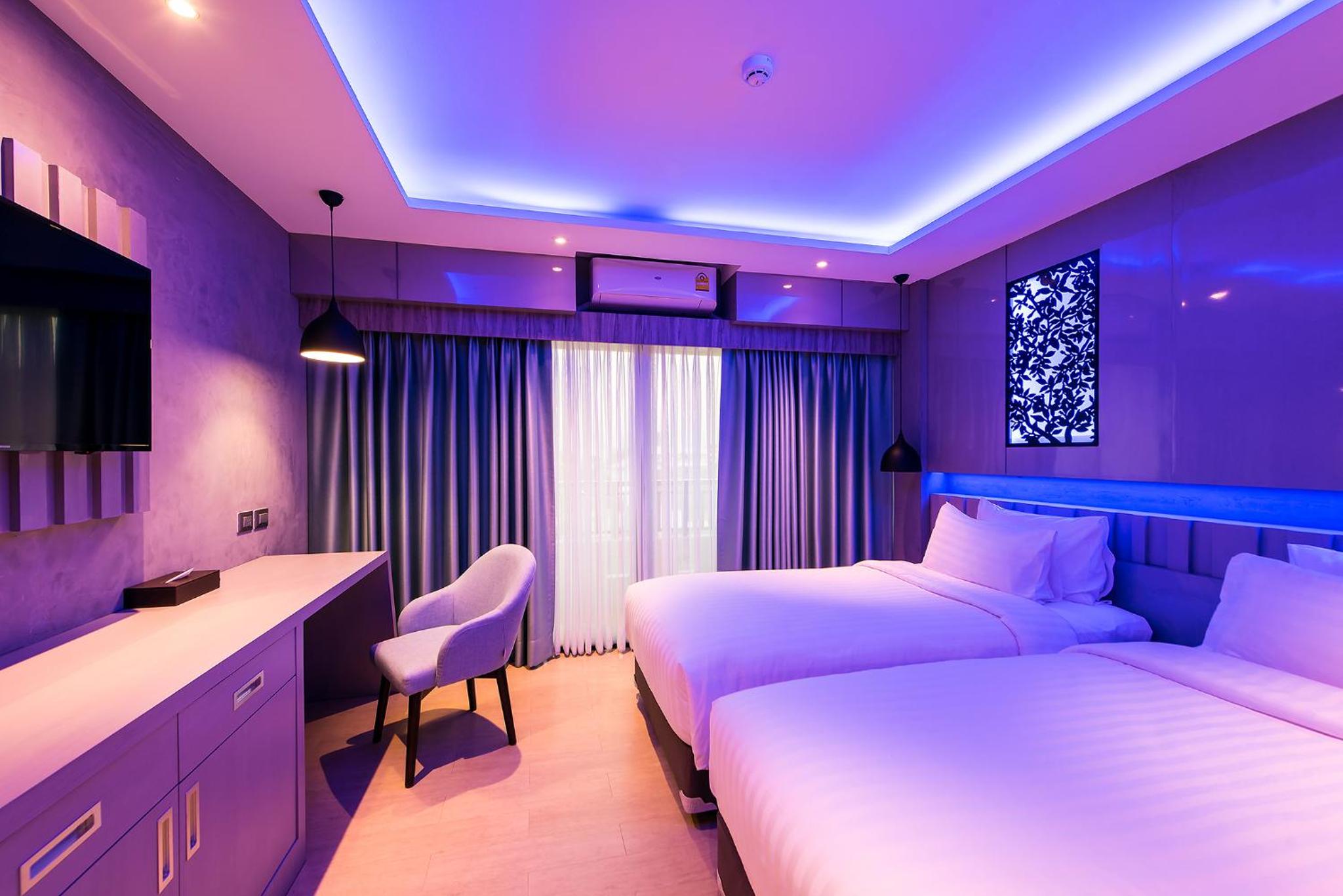 Deluxe Twin Room photo 3