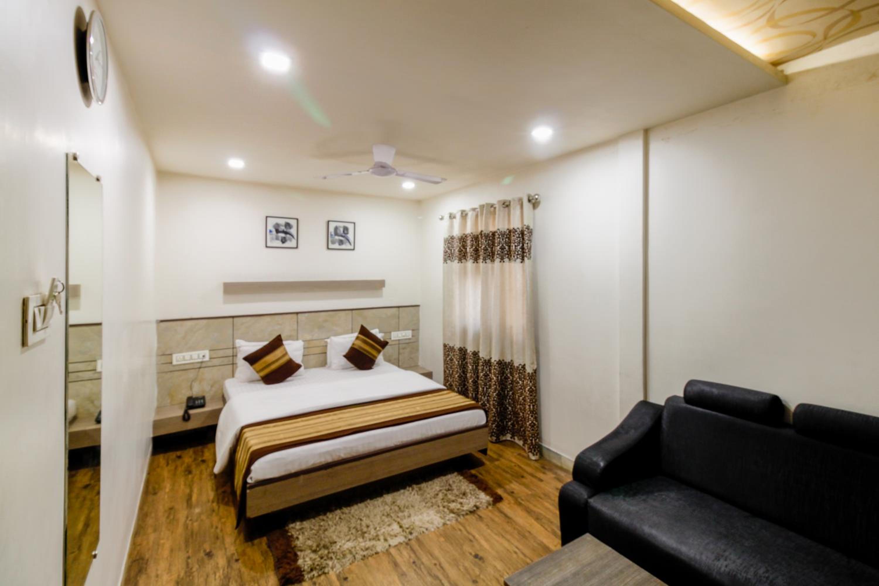 Deluxe Double Room - Photo 6