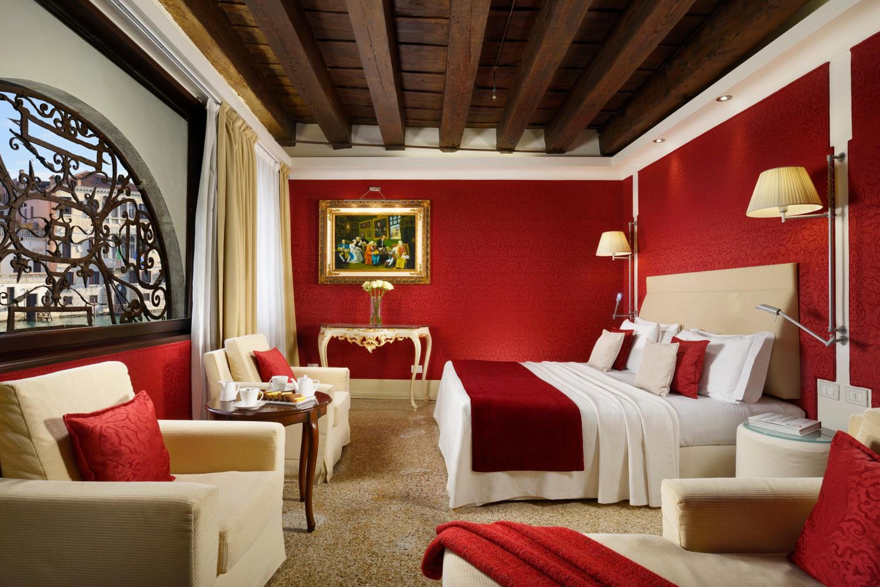 Junior Suite With Canal View photo 3