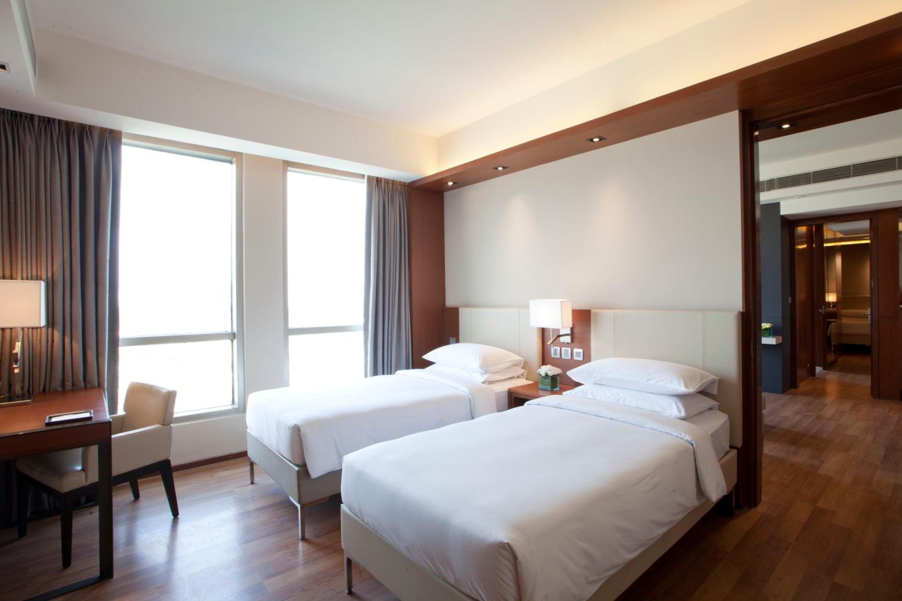Twin Room – Club Access
