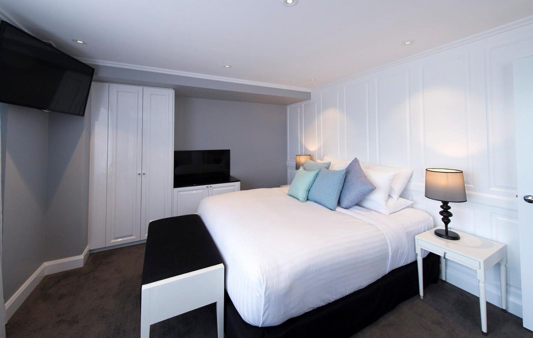 Studio Suite photo 3