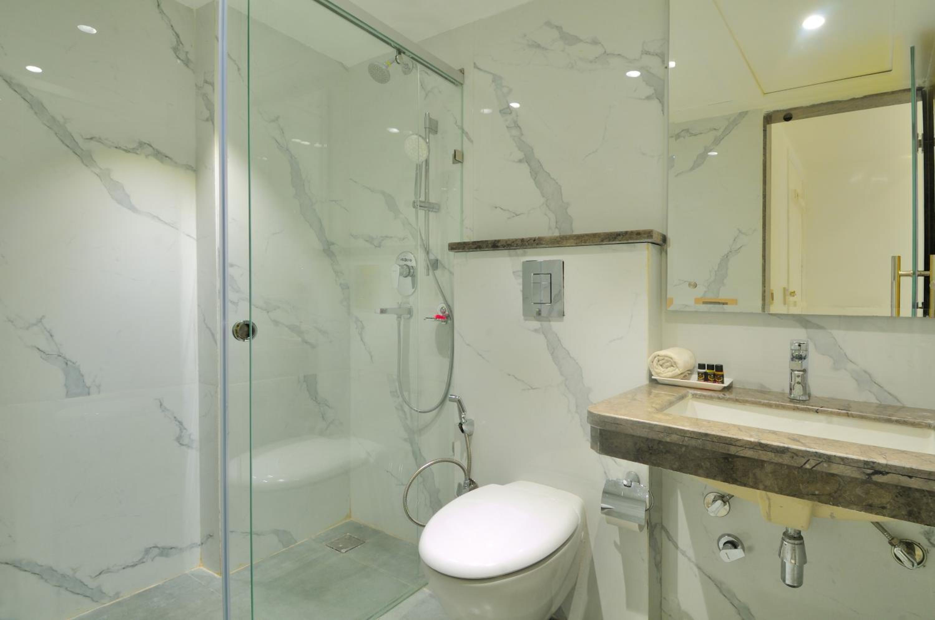 Heritage Boutique Room - Photo 23