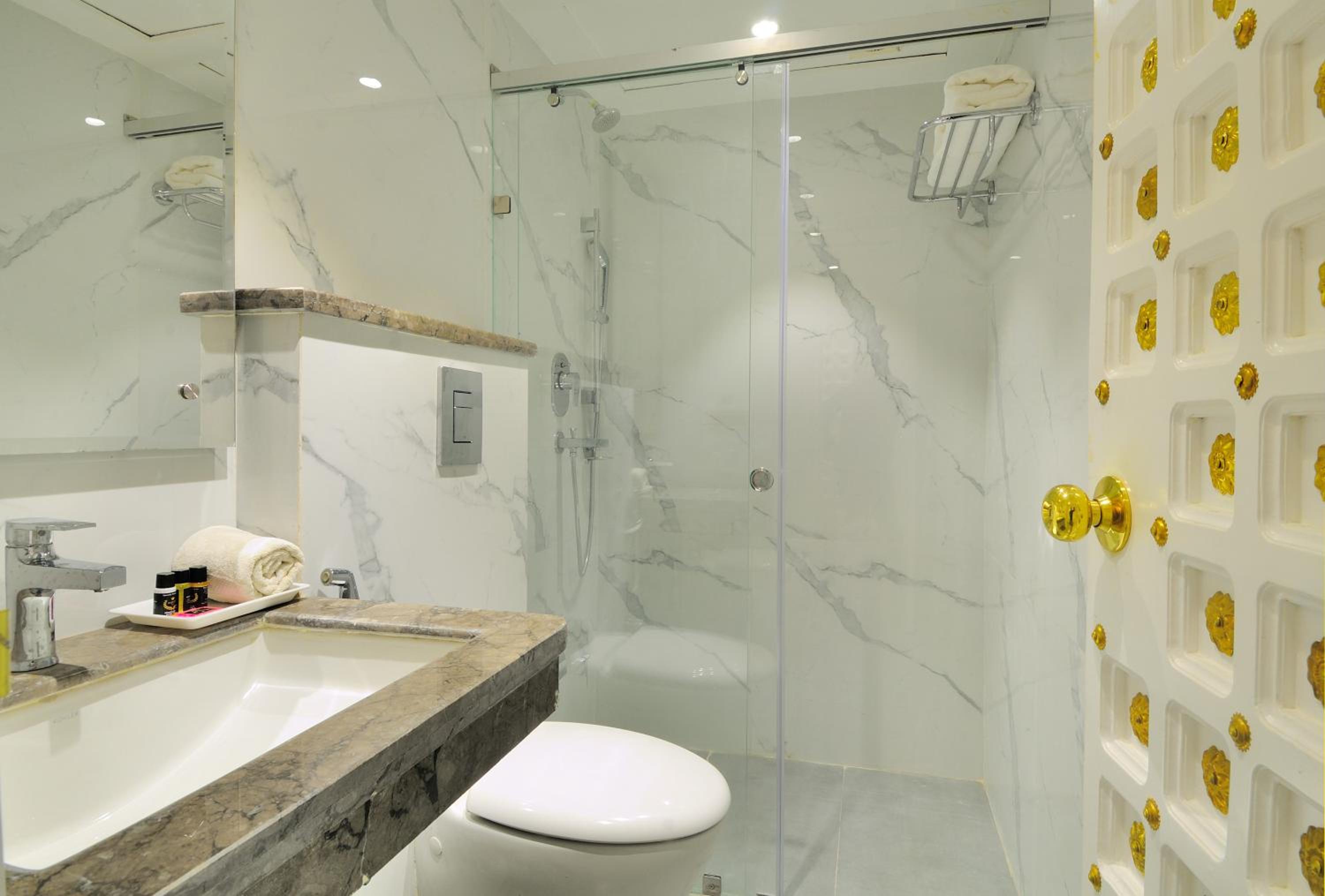 Heritage Boutique Room - Photo 29