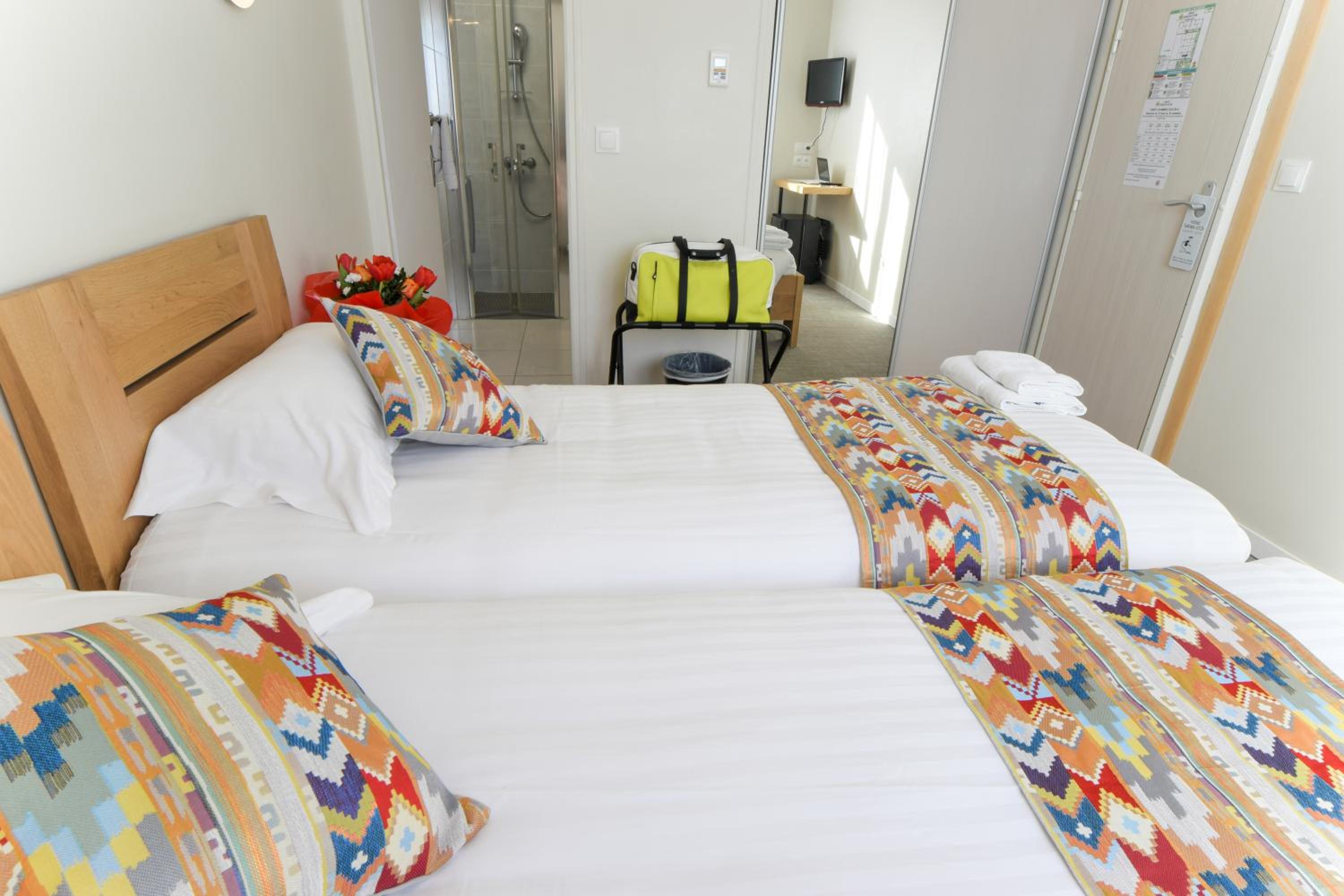 Classic Twin Room photo 2