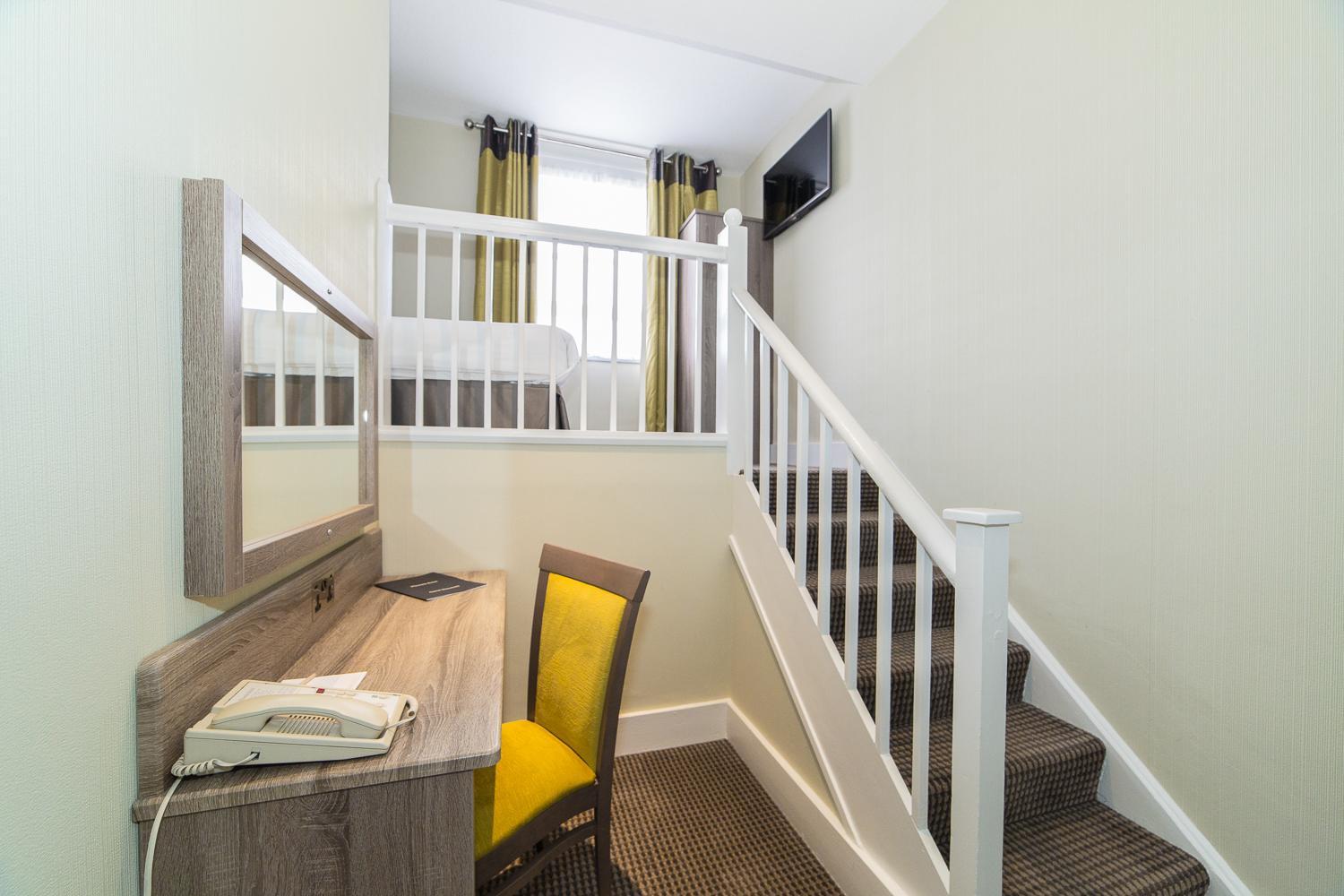 Single Room photo 2