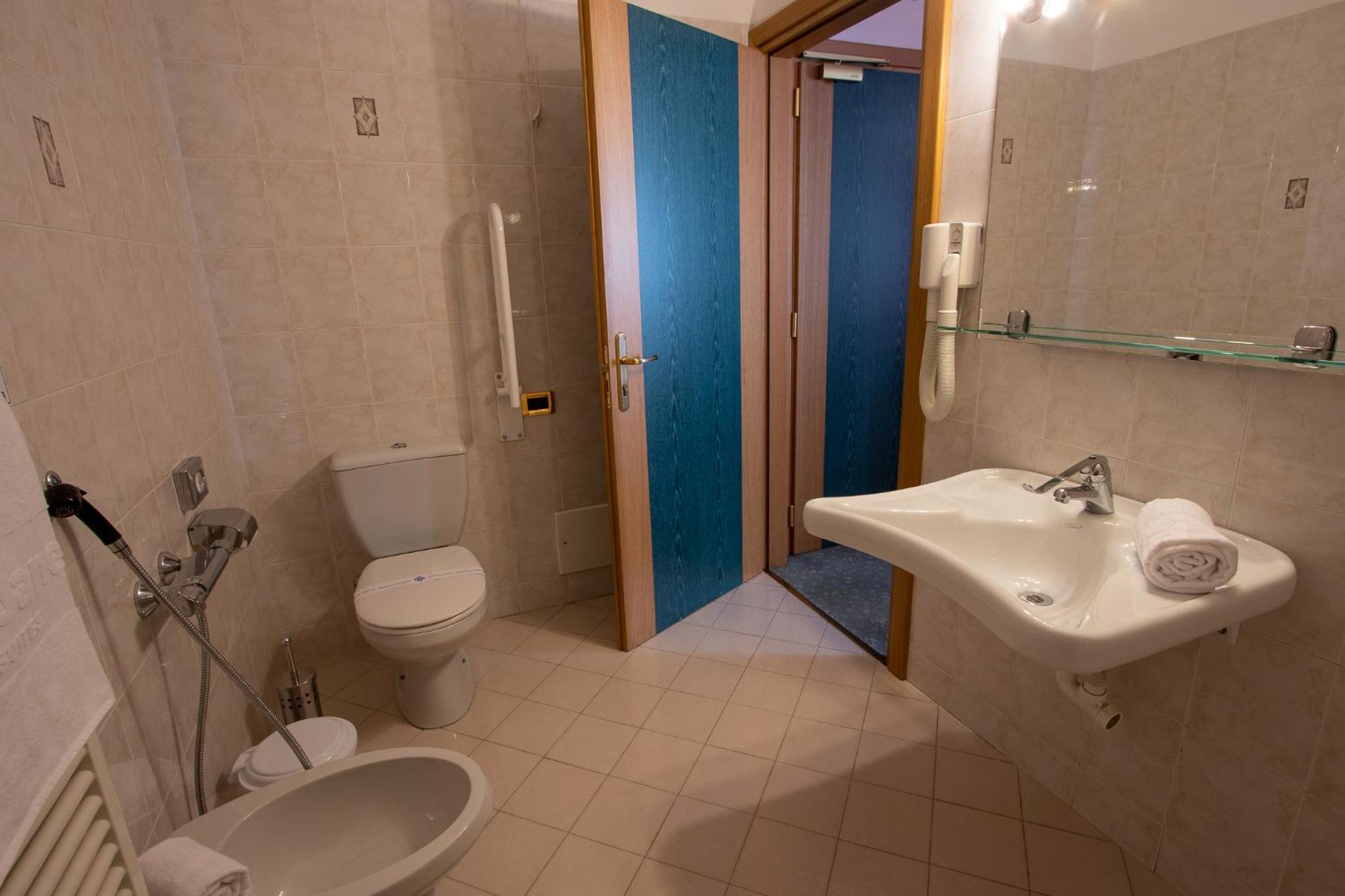 Triple Room - Photo 3