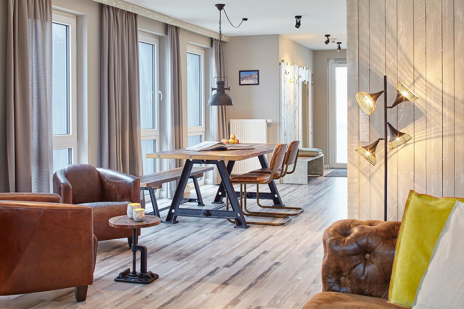 2-Bedroom Apartment mit Meerblick und Balkon
