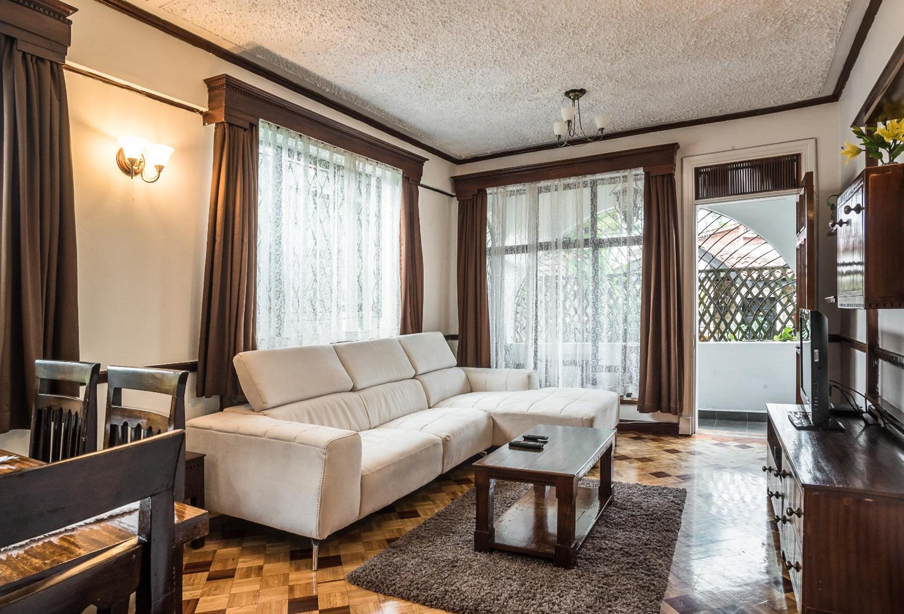 One-Bedroom Apartment - Photo 4