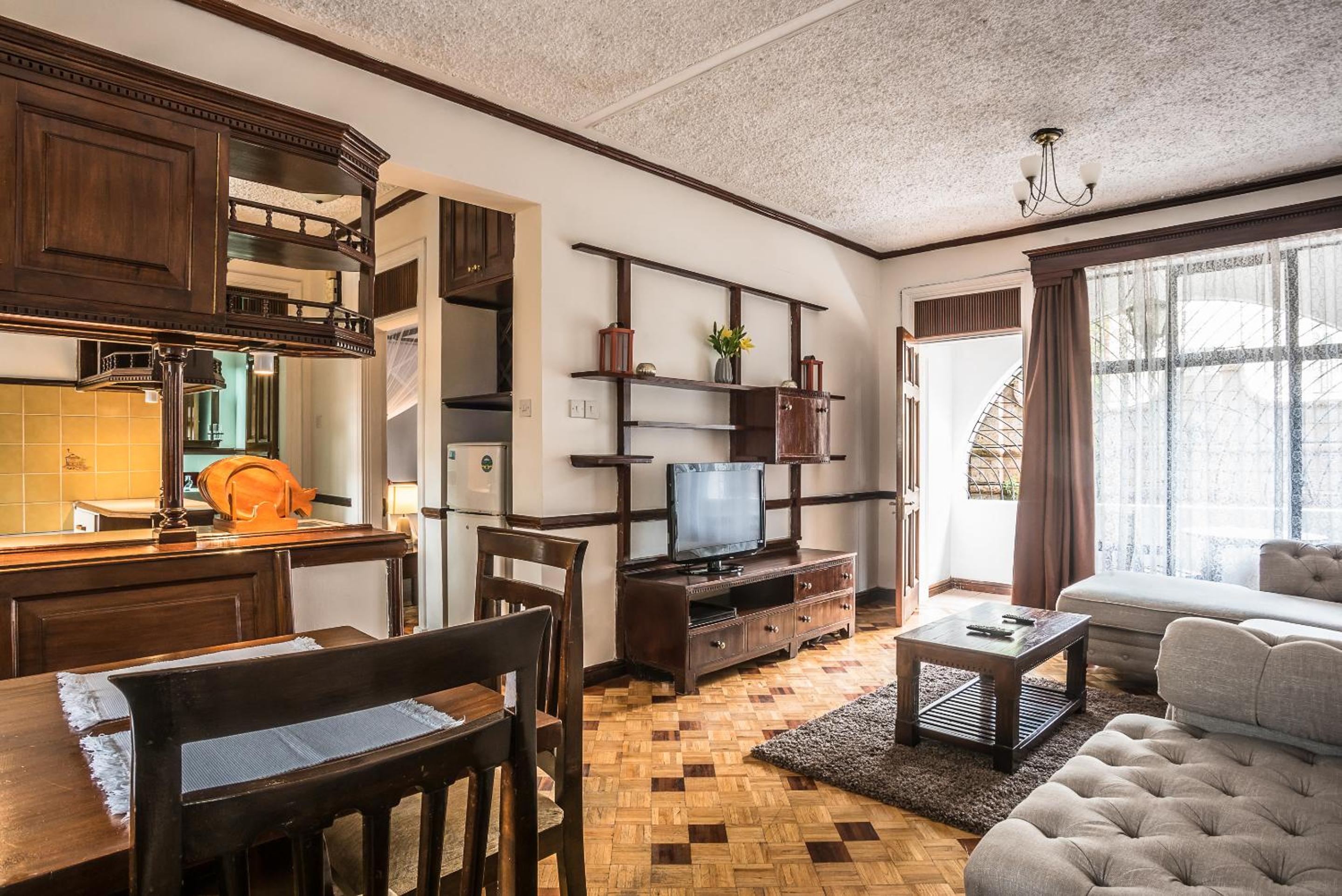 One-Bedroom Apartment - Photo 9