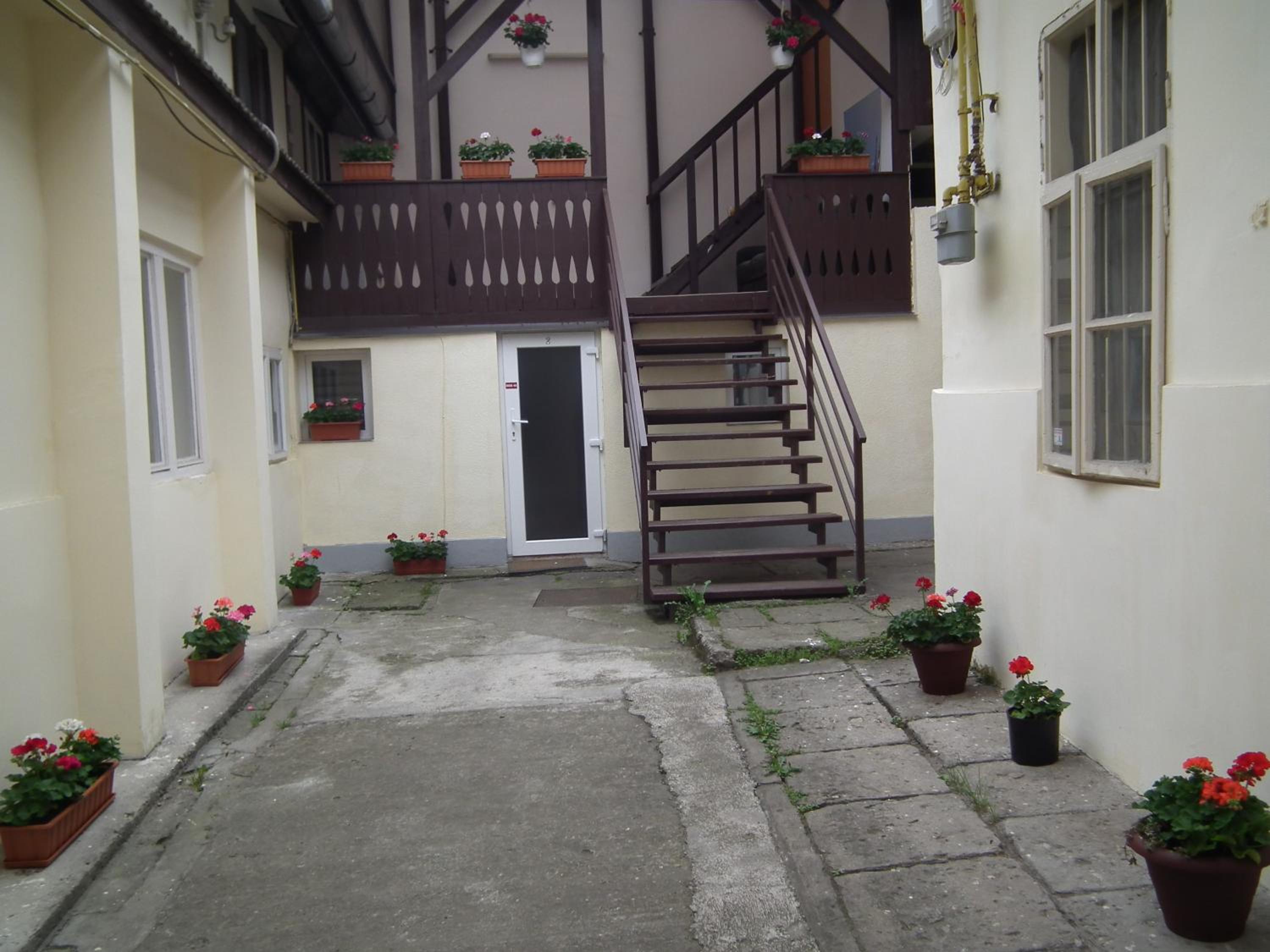 Standard Apartment - Photo 6