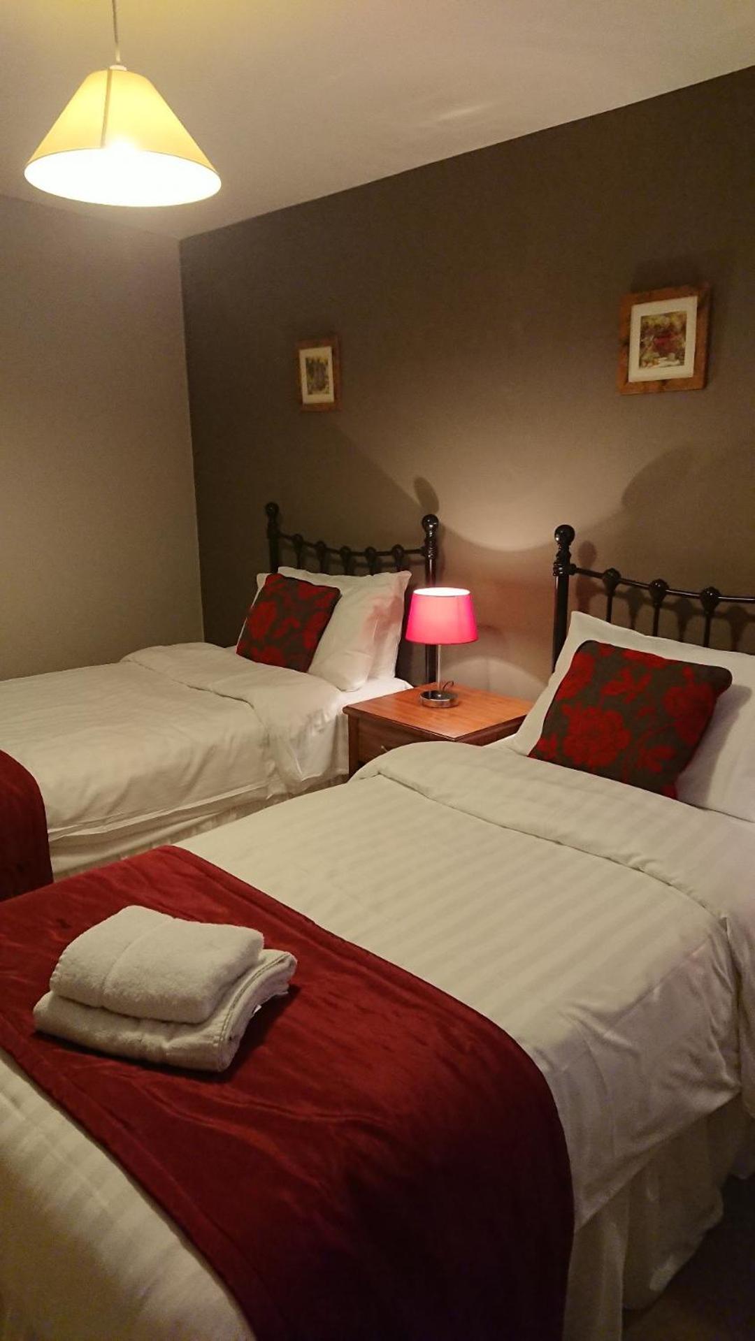 One-Bedroom Apartment Twin Bed (Maximum 2)
