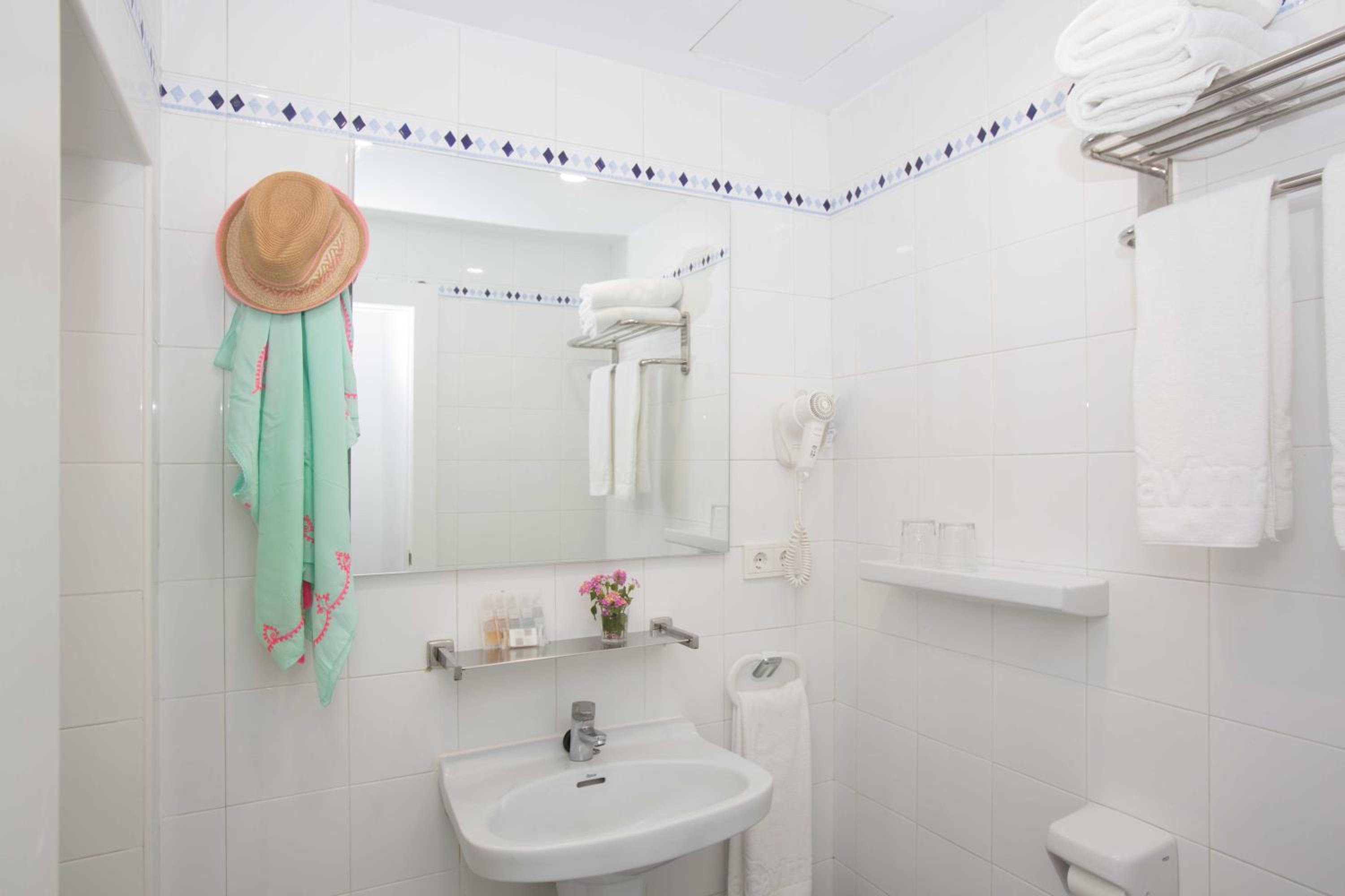 One-Bedroom Apartment Self catering photo 2