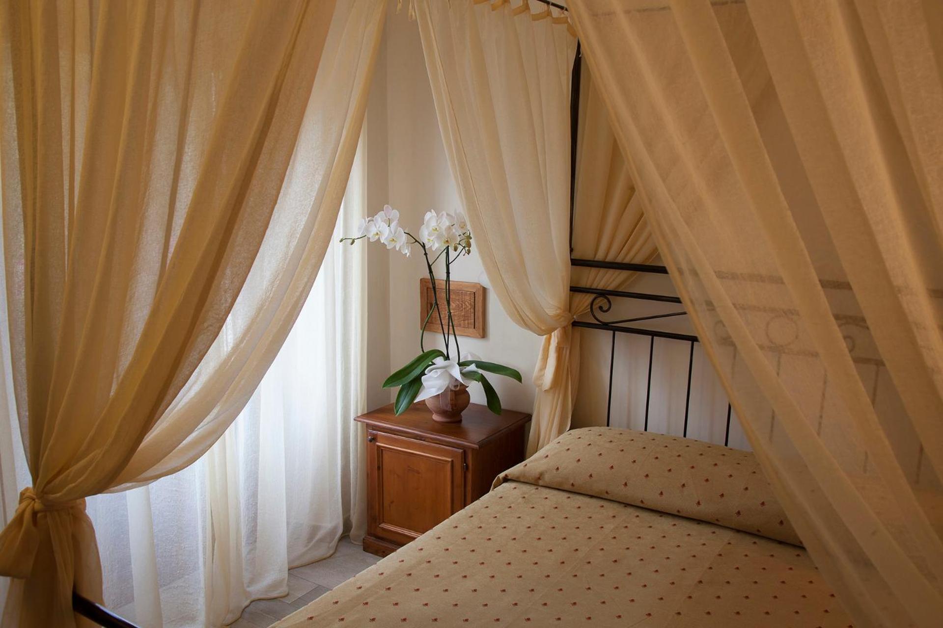 Triple Room - Photo 1