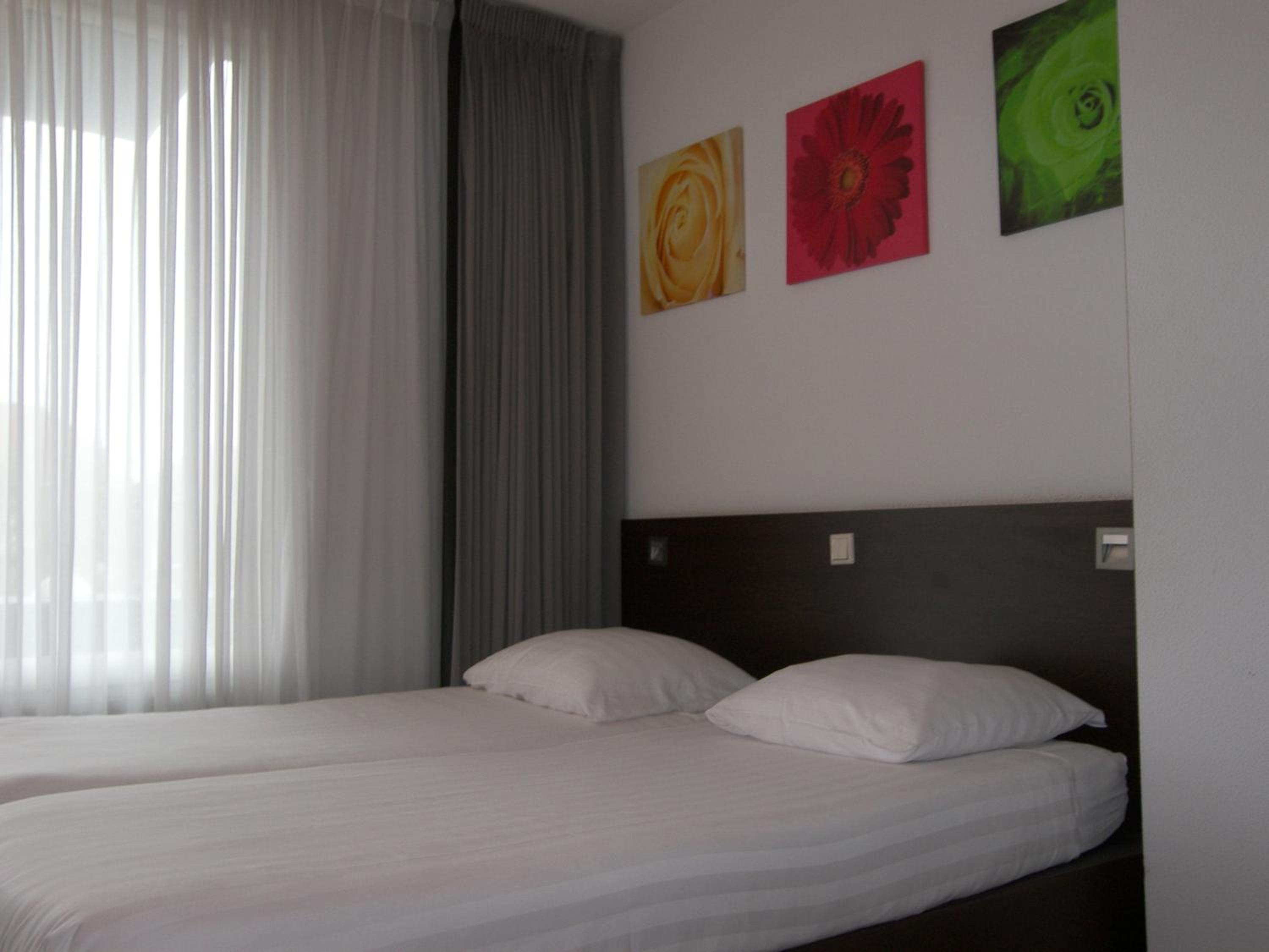 Twin Room - Photo 1