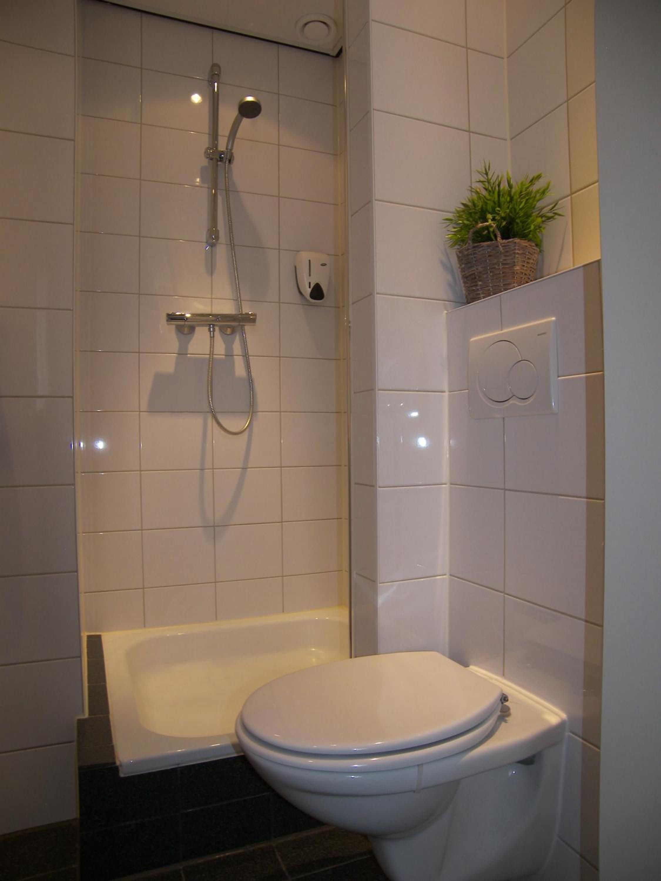 Twin Room - Photo 3