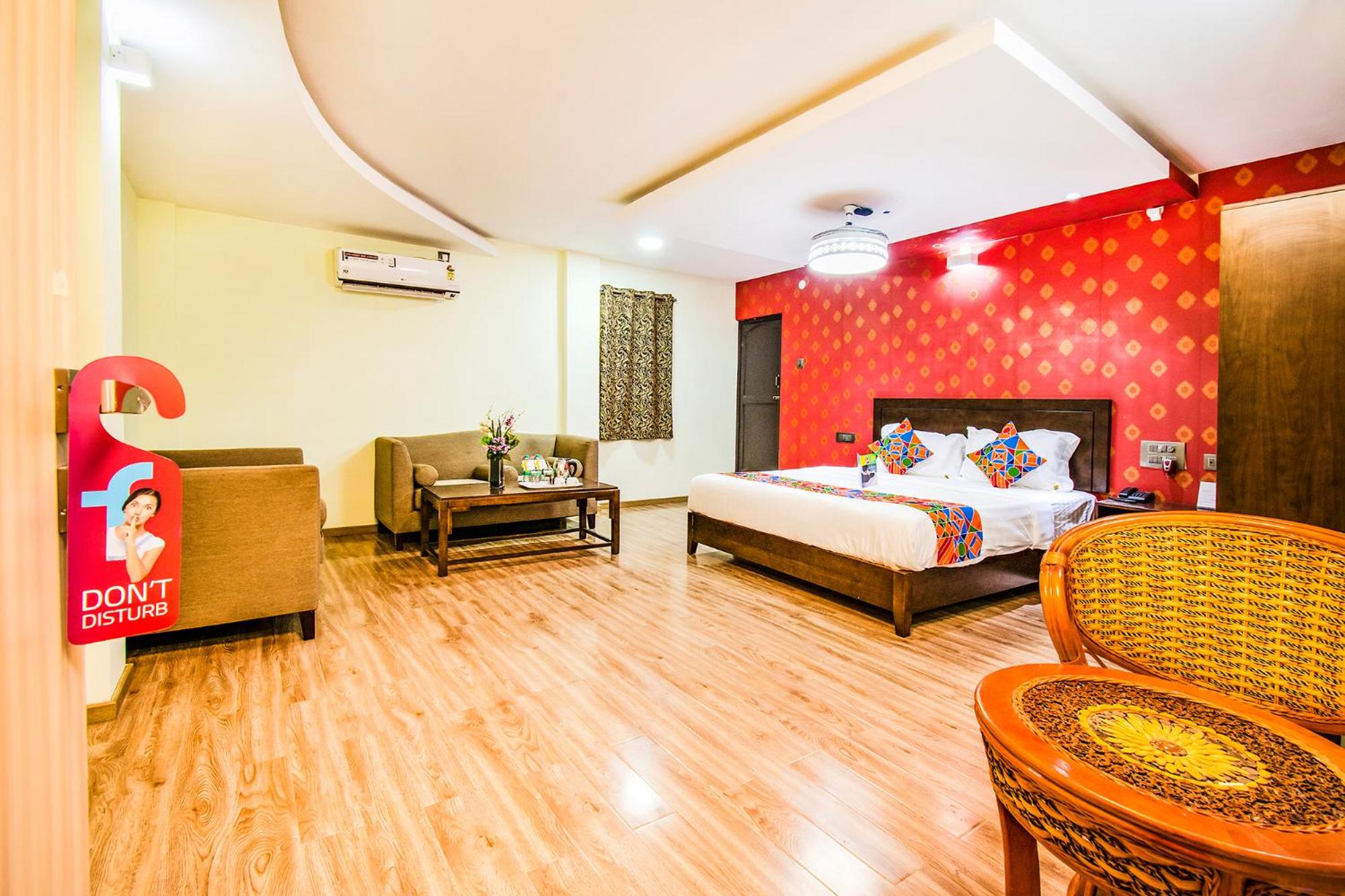 Deluxe Room - Photo 3
