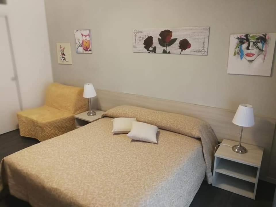 Deluxe Double Room with Extra Bed