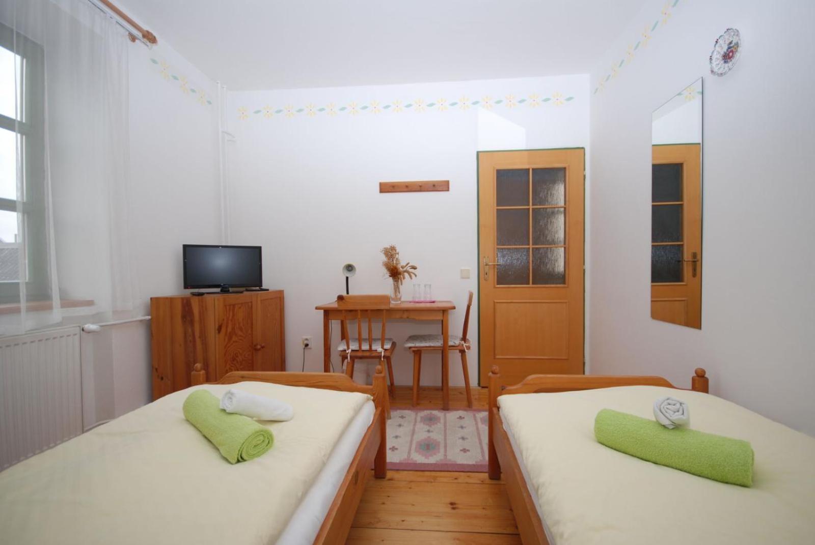 Double Or Twin Room photo 3