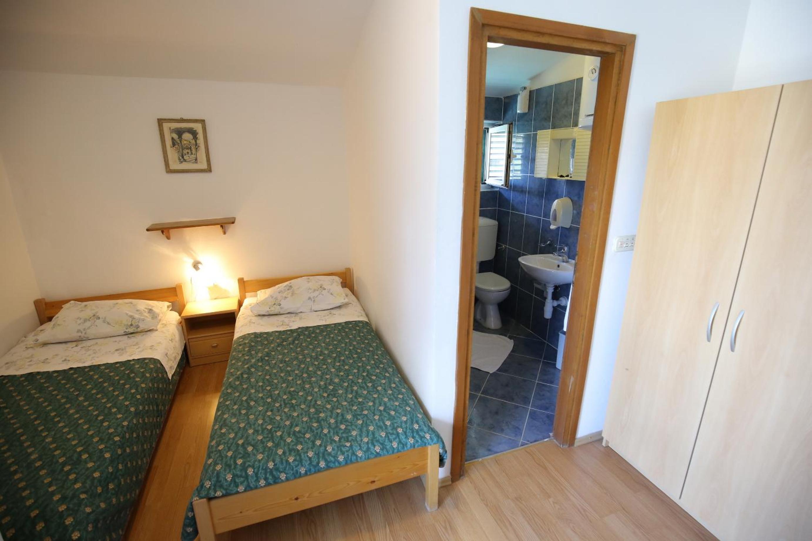 Twin Room with Sea View photo 3