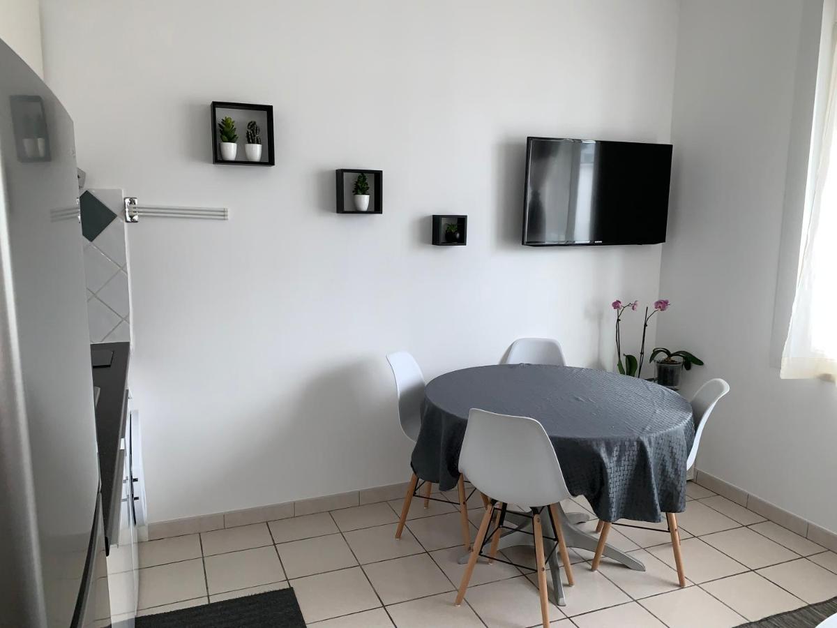 Apartment - Ground Floor photo 3