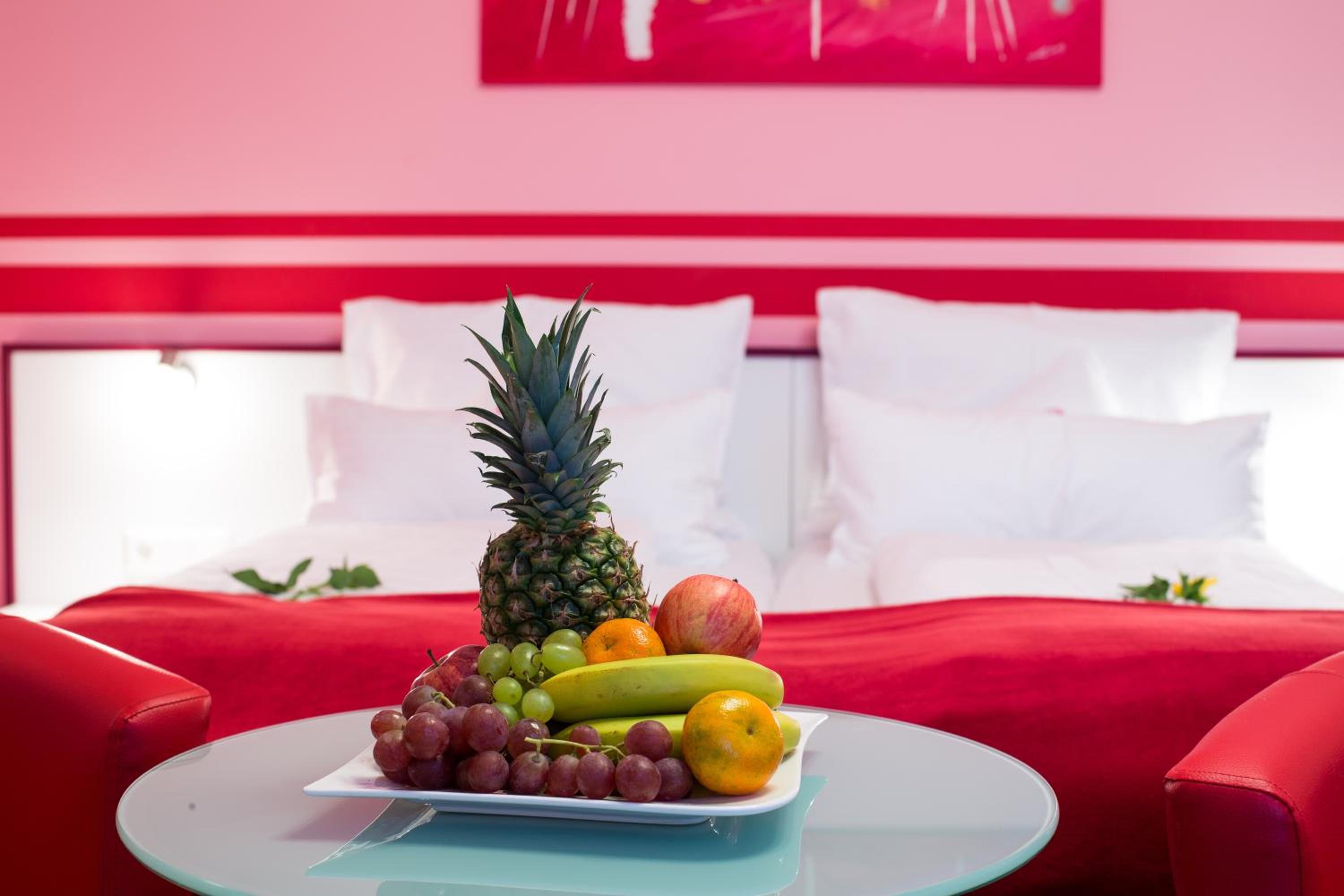 Deluxe Double Room with Balcony photo 3