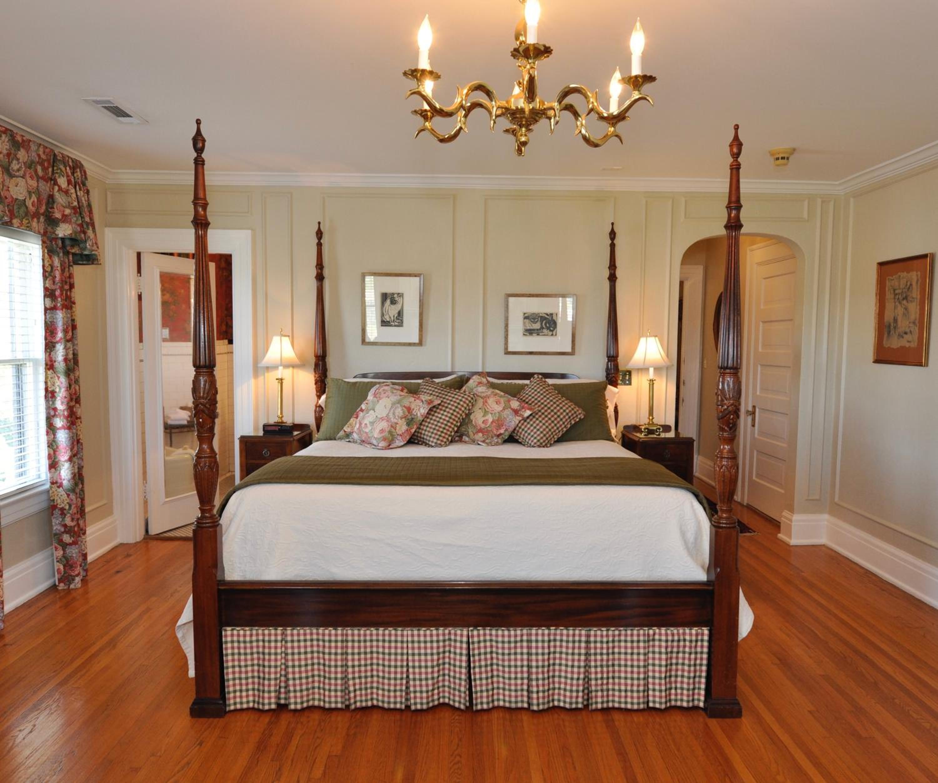 Deluxe King Room - Maclellan House photo 1